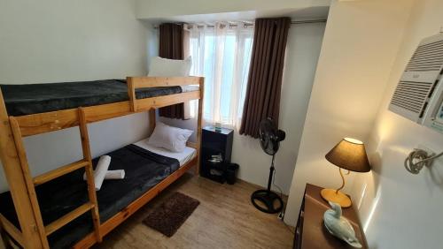 Sea Residences Condominium - Condo R Us 0*