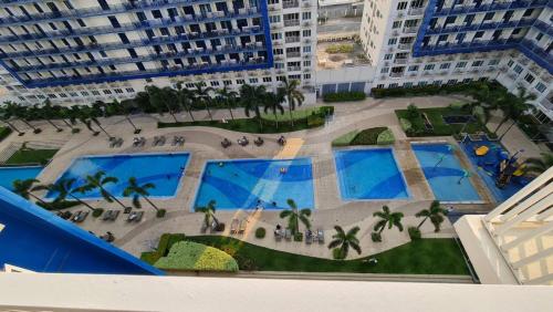 Sea Residences Condominium - Condo R Us 0*