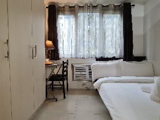 Sea Residences Condominium - Condo R Us 0*