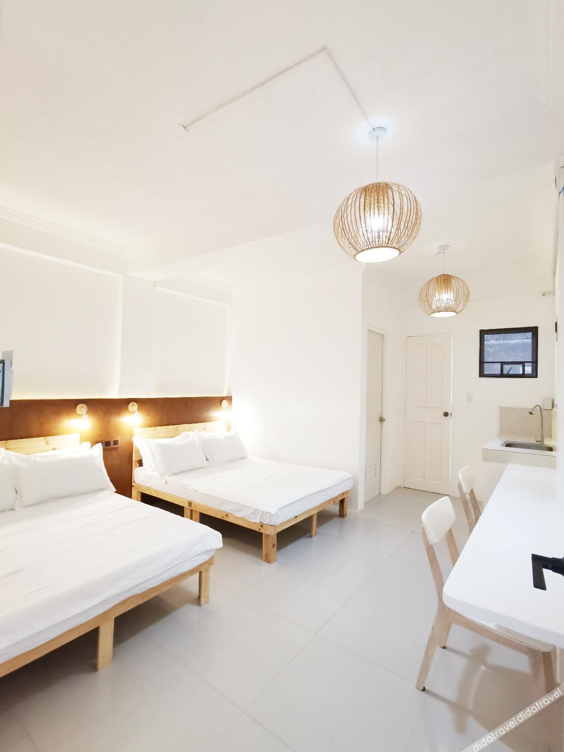 NomadsMNL Hostel 2*
