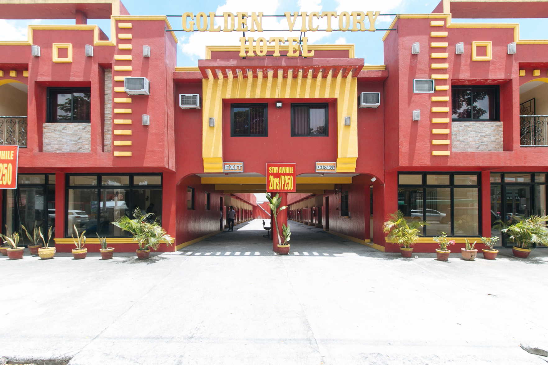 RedDoorz @ Golden Victory Hotel Mabalacat Pampanga 2*