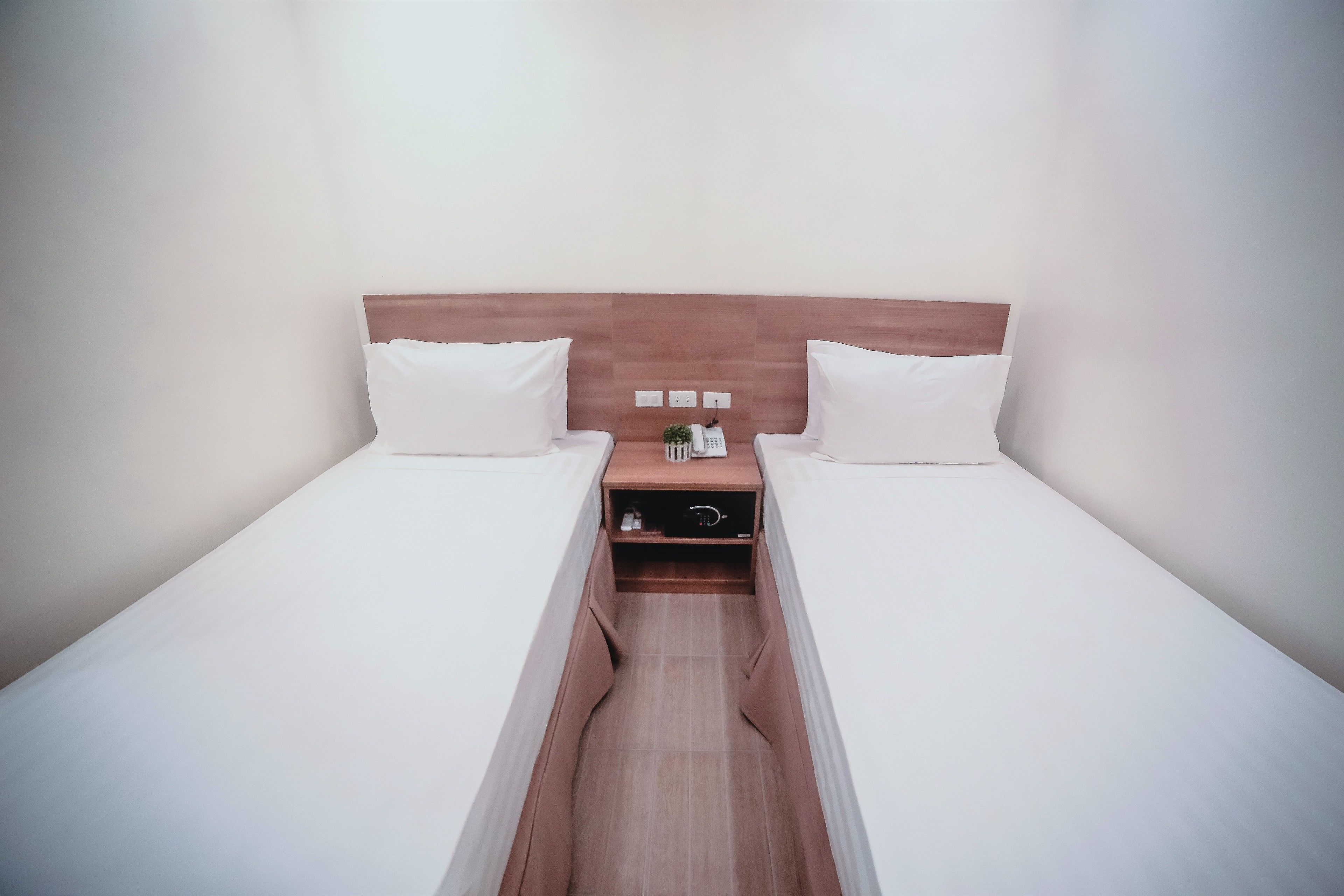 Trip Inn Near Airport or City Center 2*