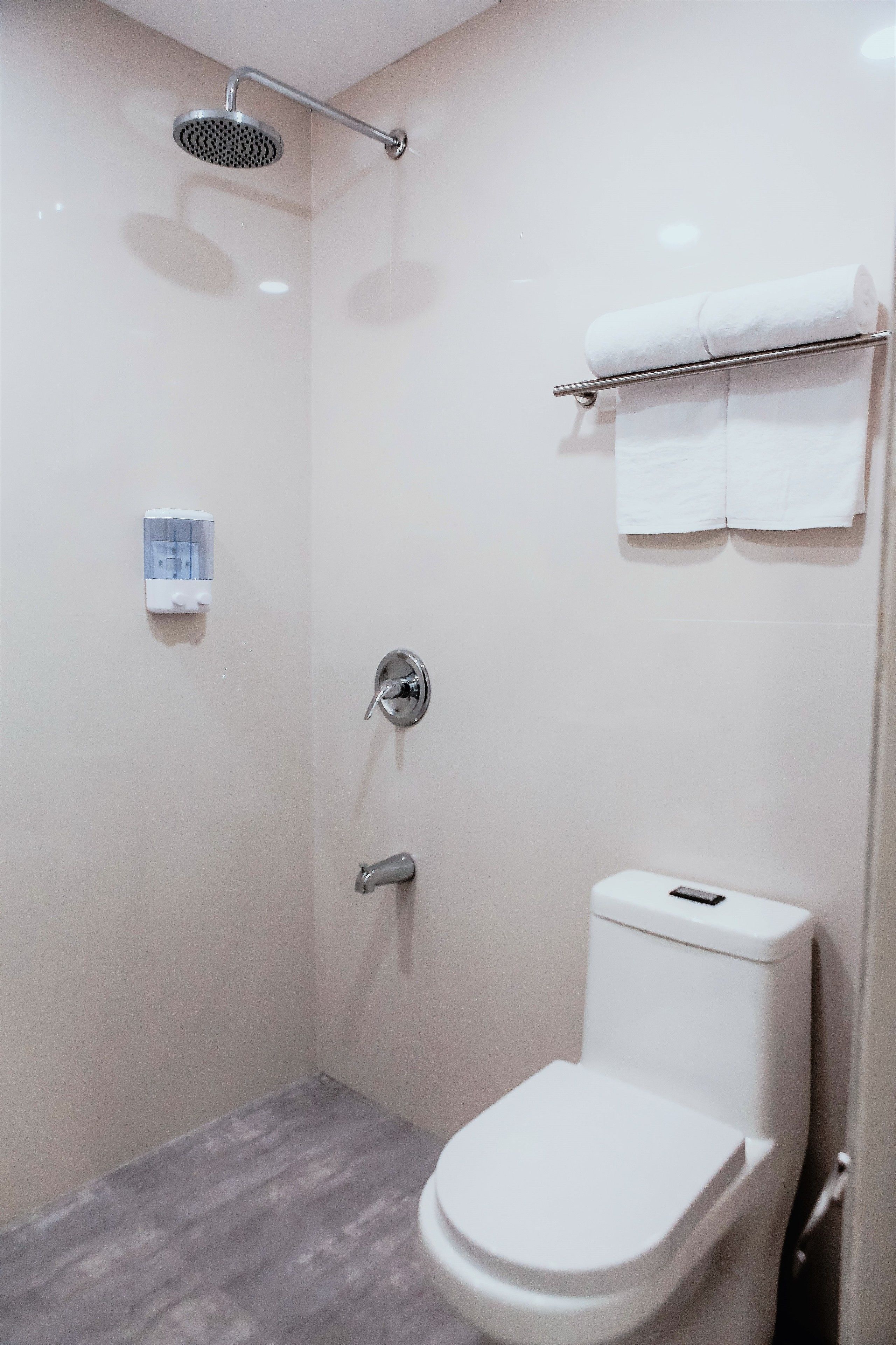 Trip Inn Near Airport or City Center 2*