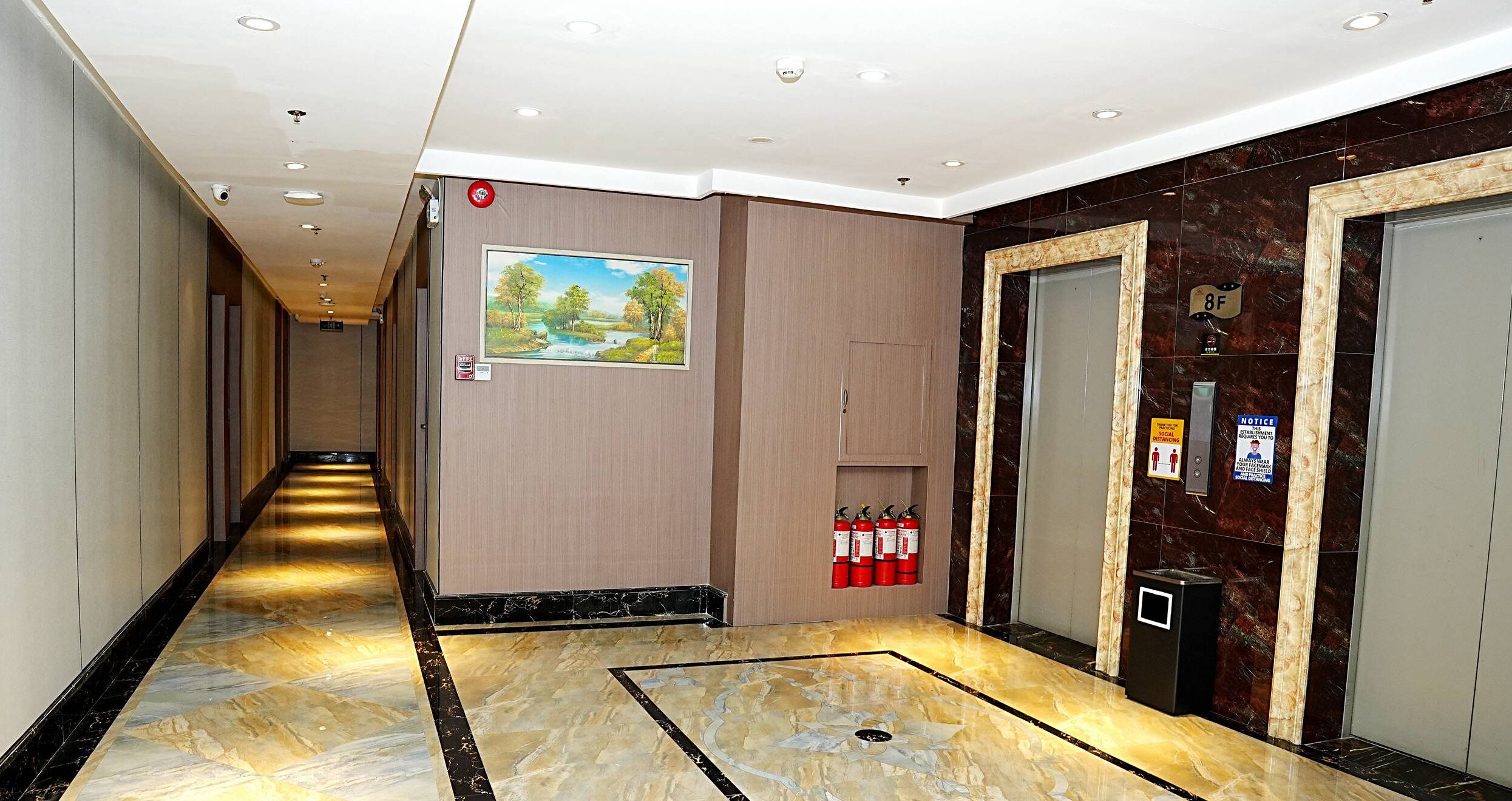 Pristinehotel 2*