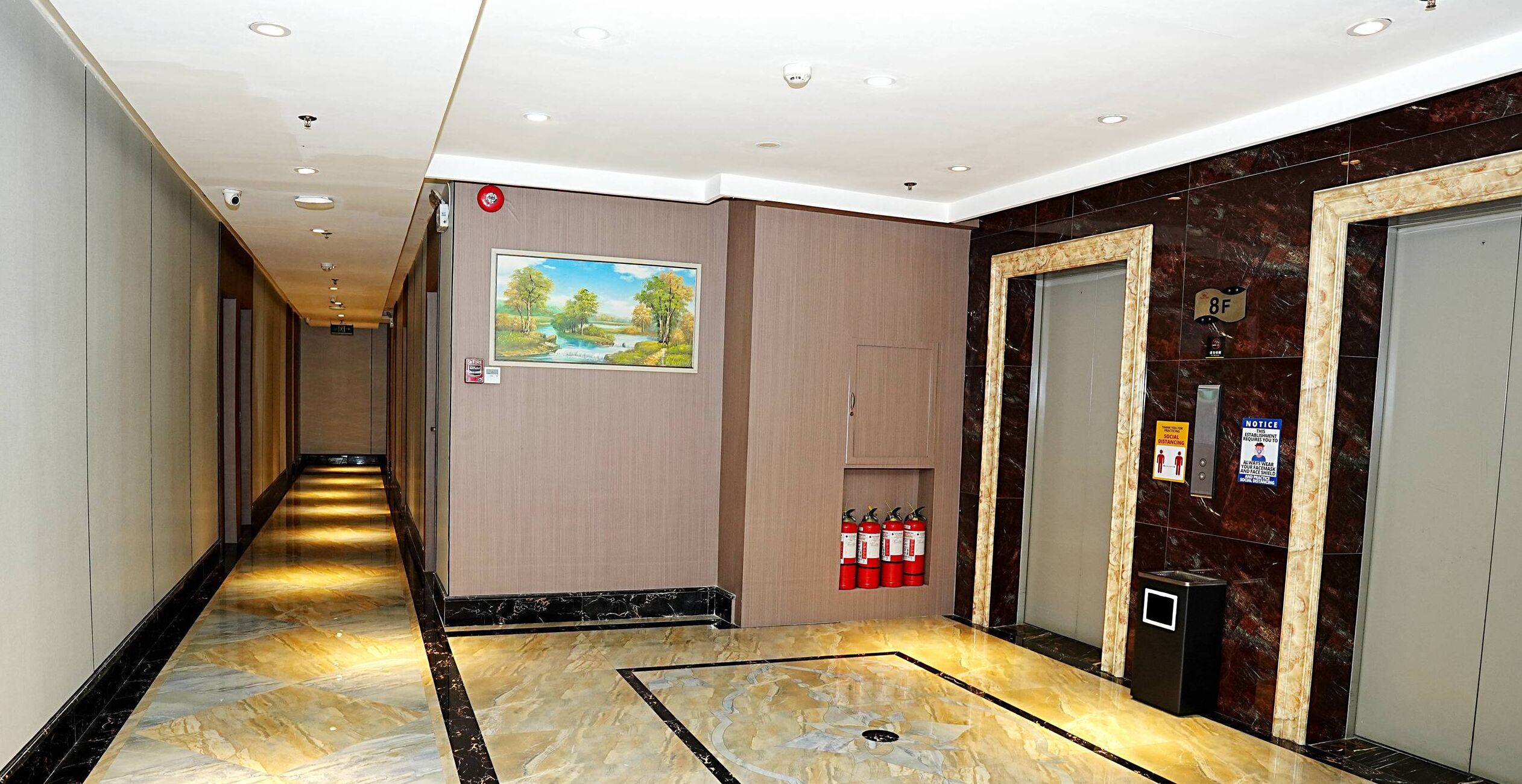Pristinehotel 2*