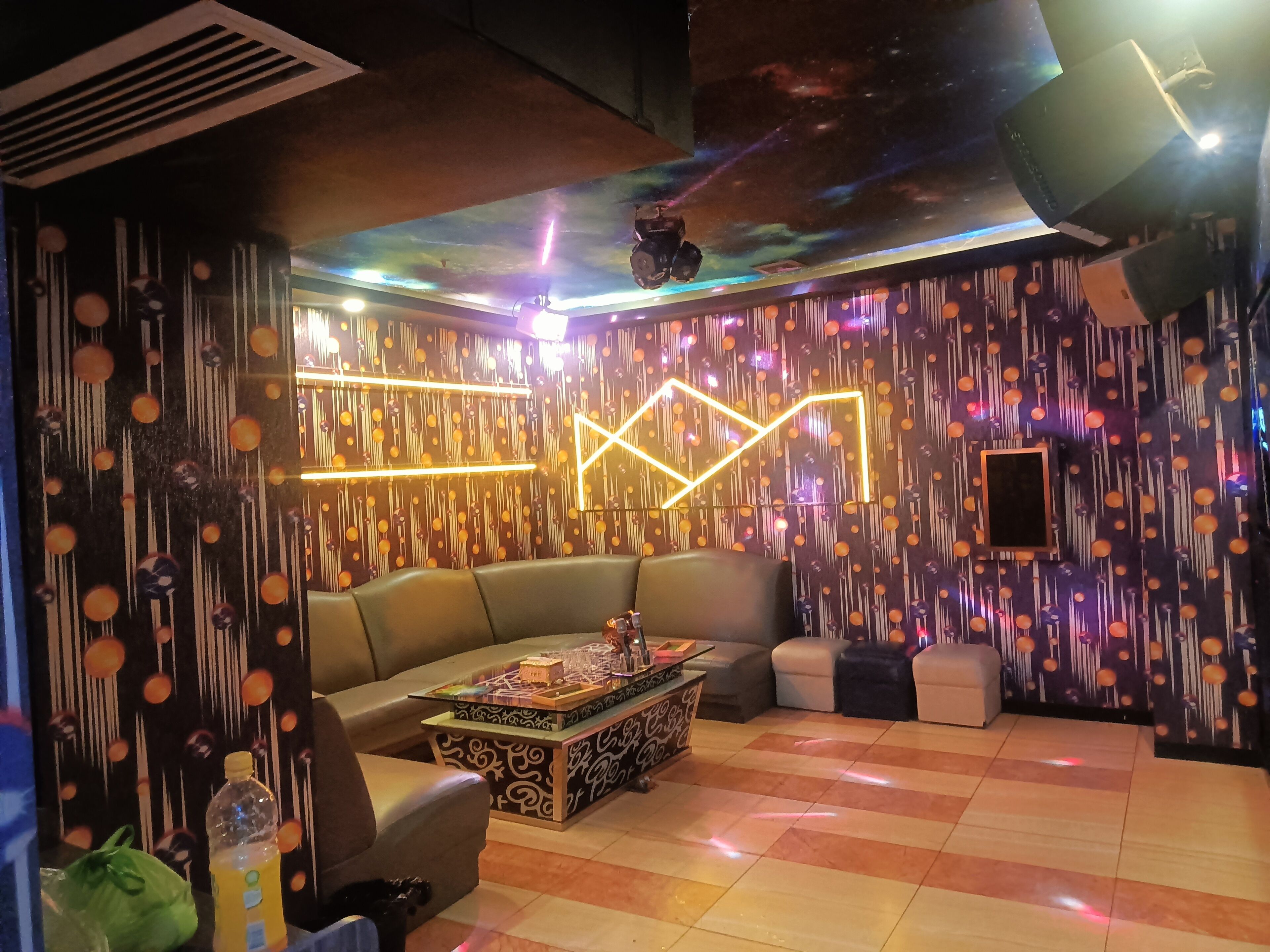 Pristinehotel 2*
