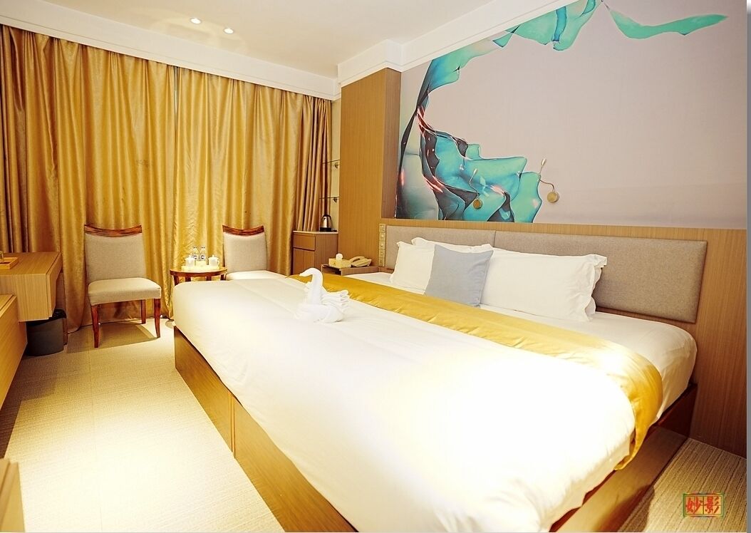 Pristinehotel 2*