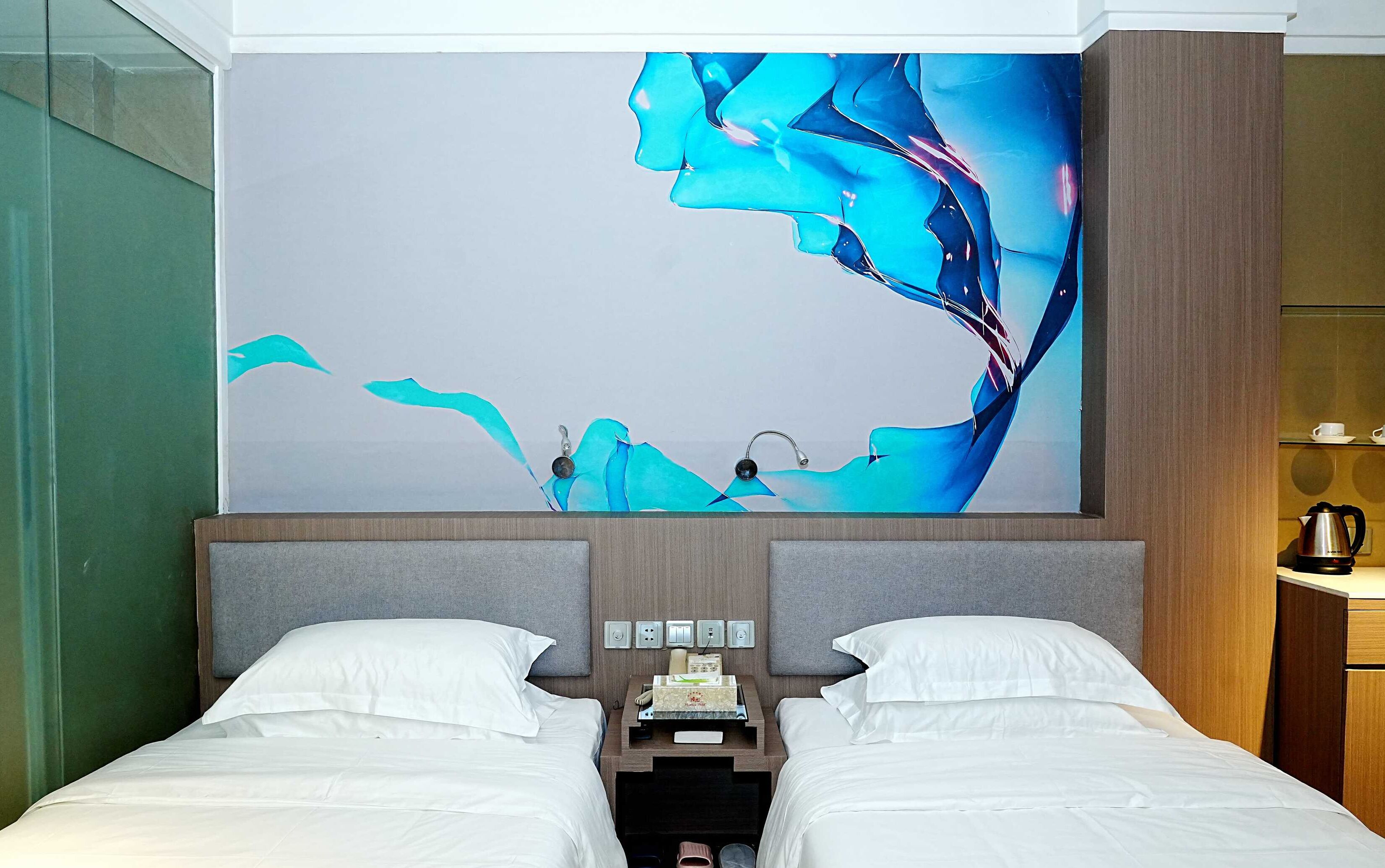 Pristinehotel 2*