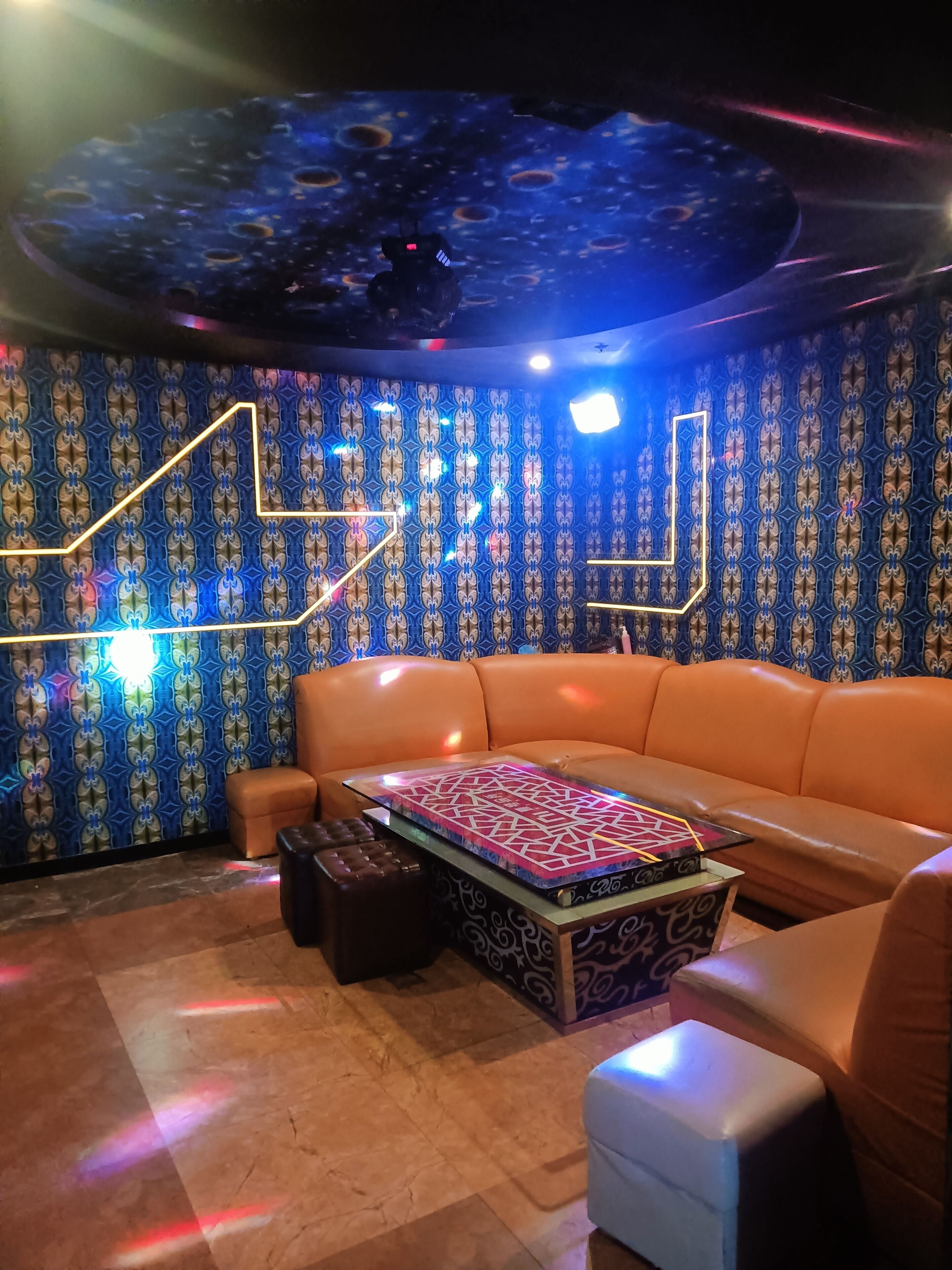Pristinehotel 2*