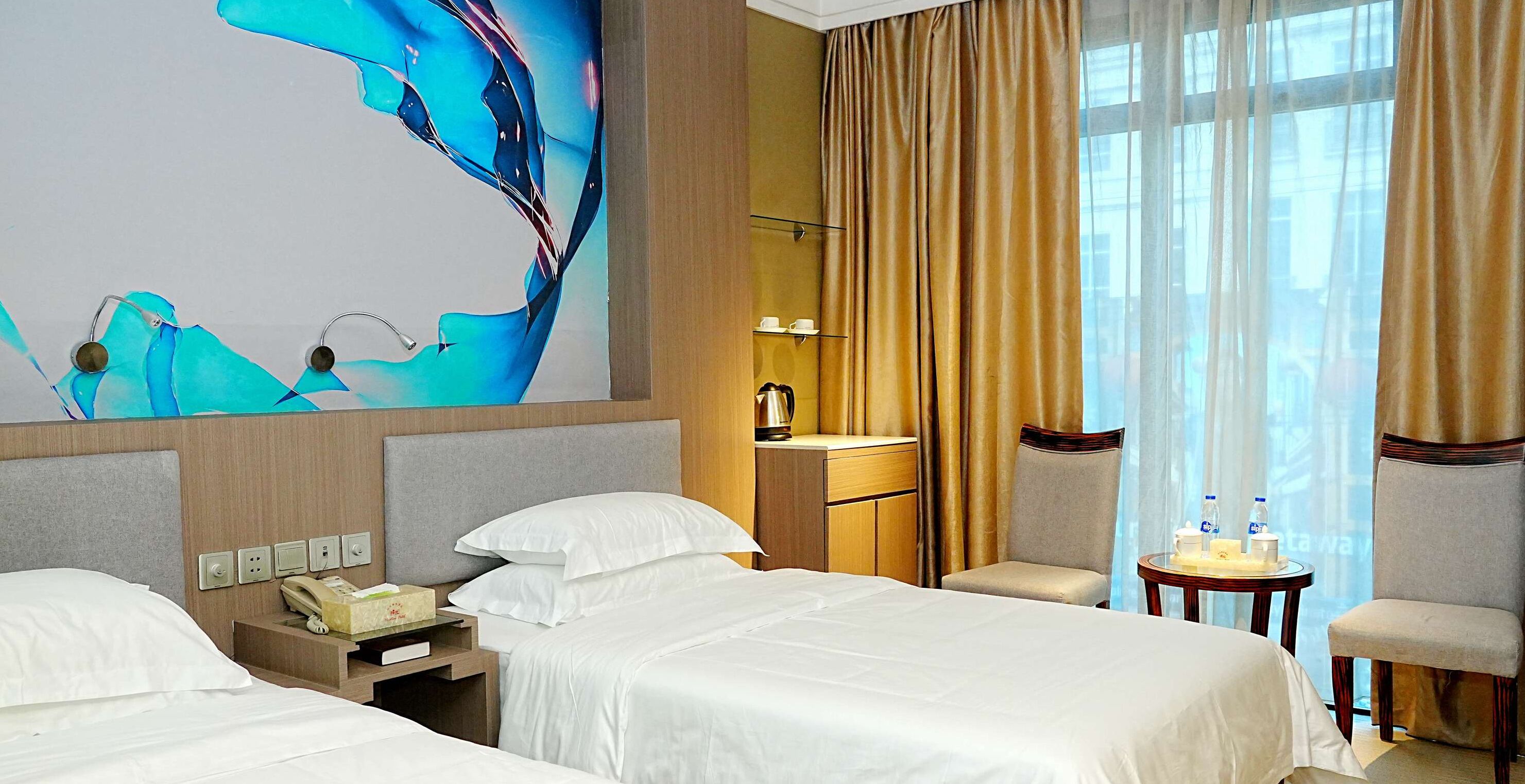 Pristinehotel 2*