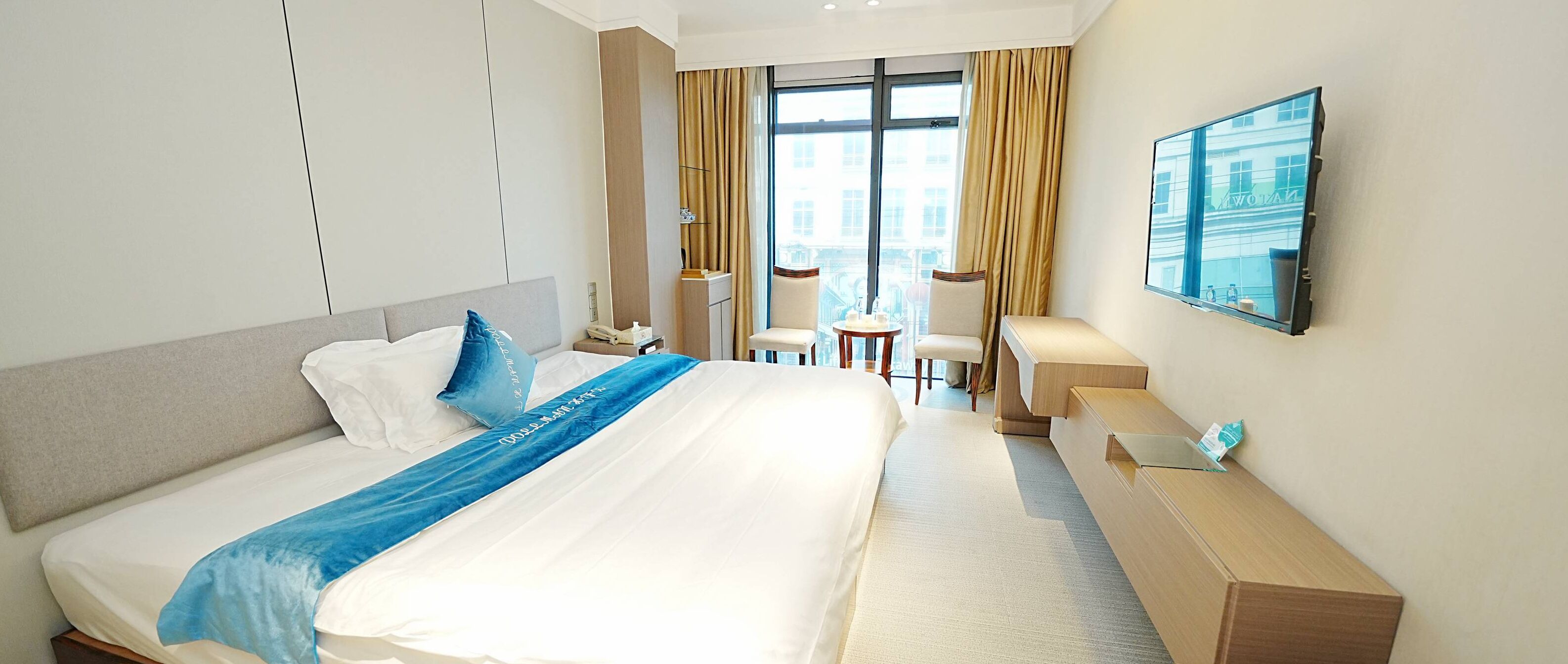 Pristinehotel 2*