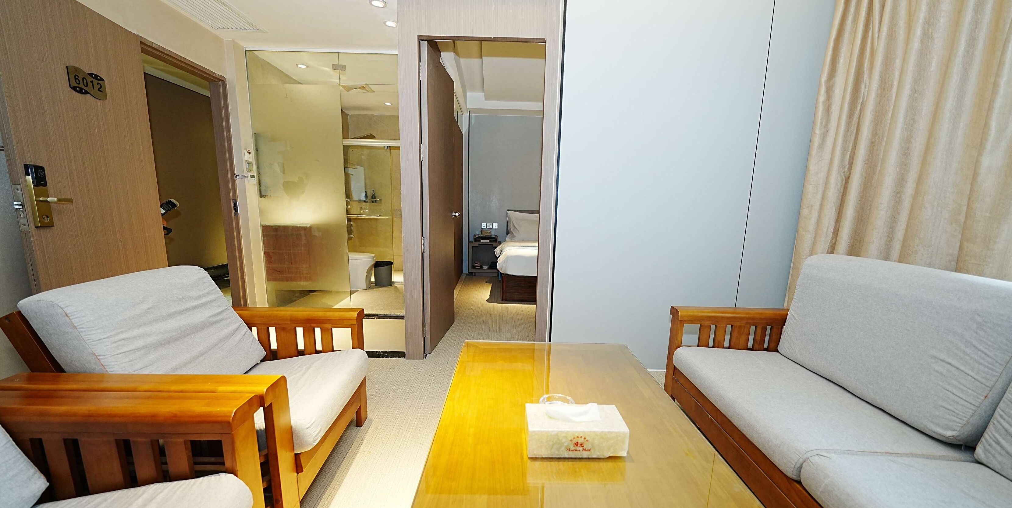 Pristinehotel 2*