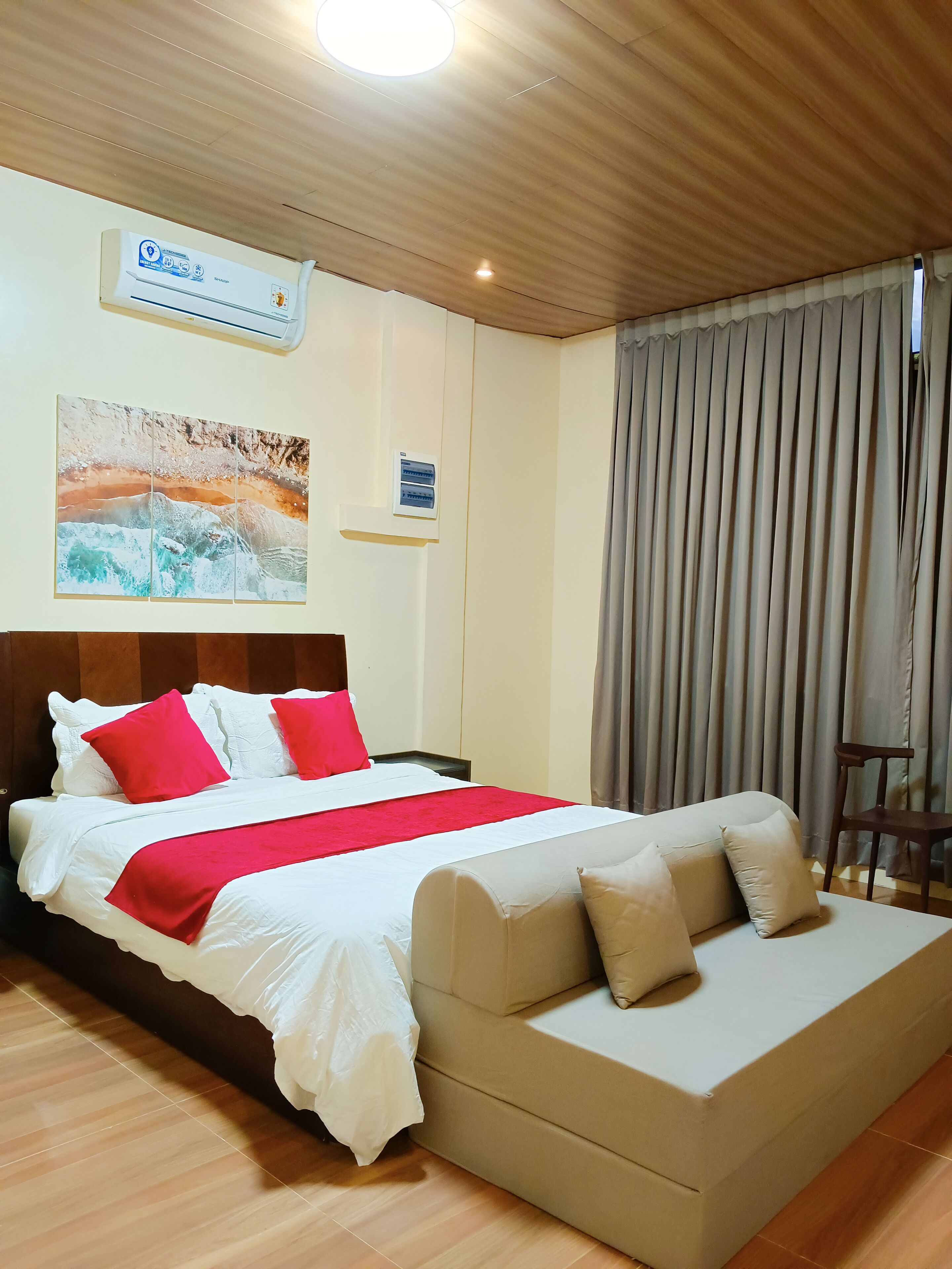 Laciaville Resort Hotel 2*