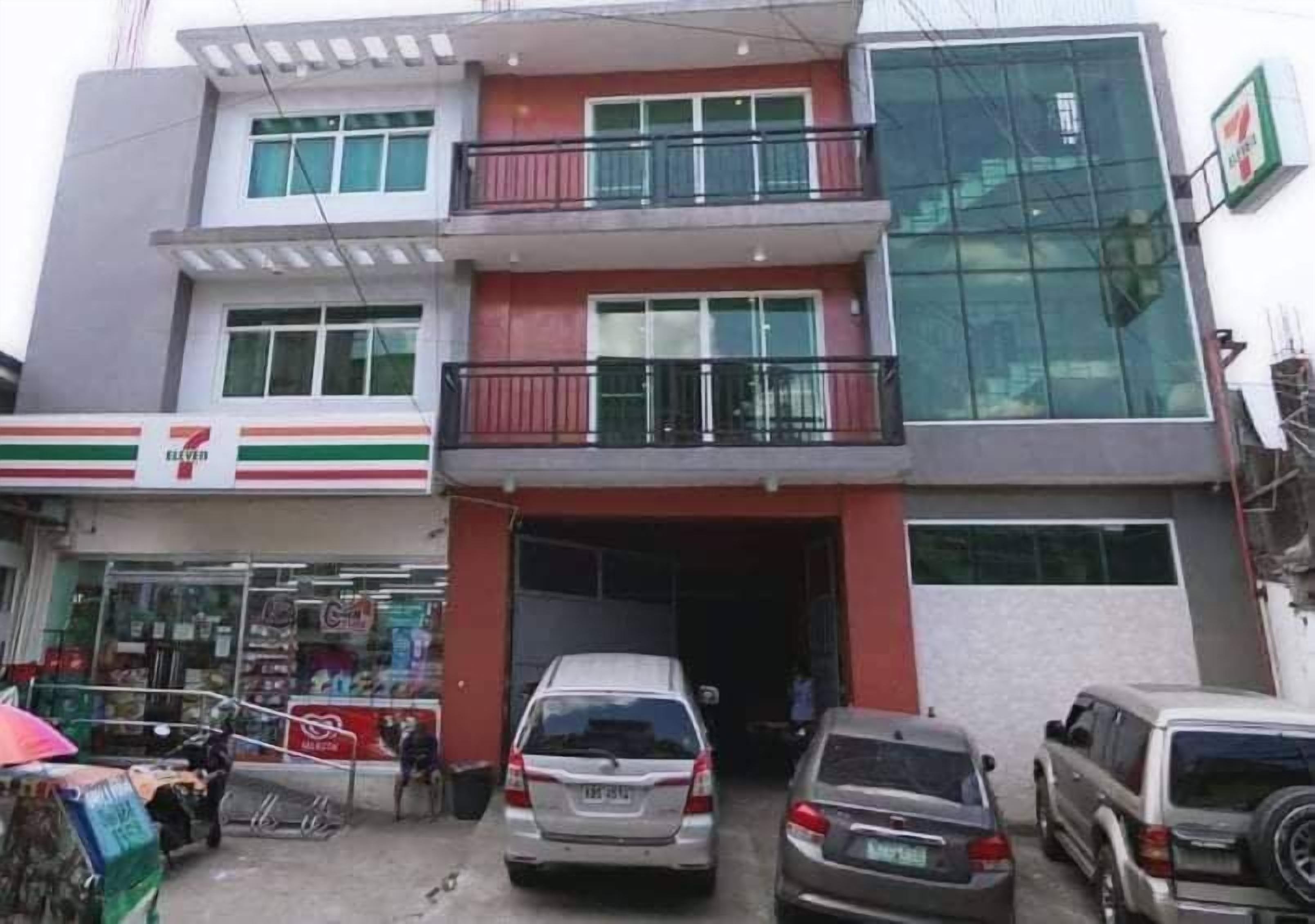 Budget Backpackers Transient House Near Naia by RedDoorz 2*