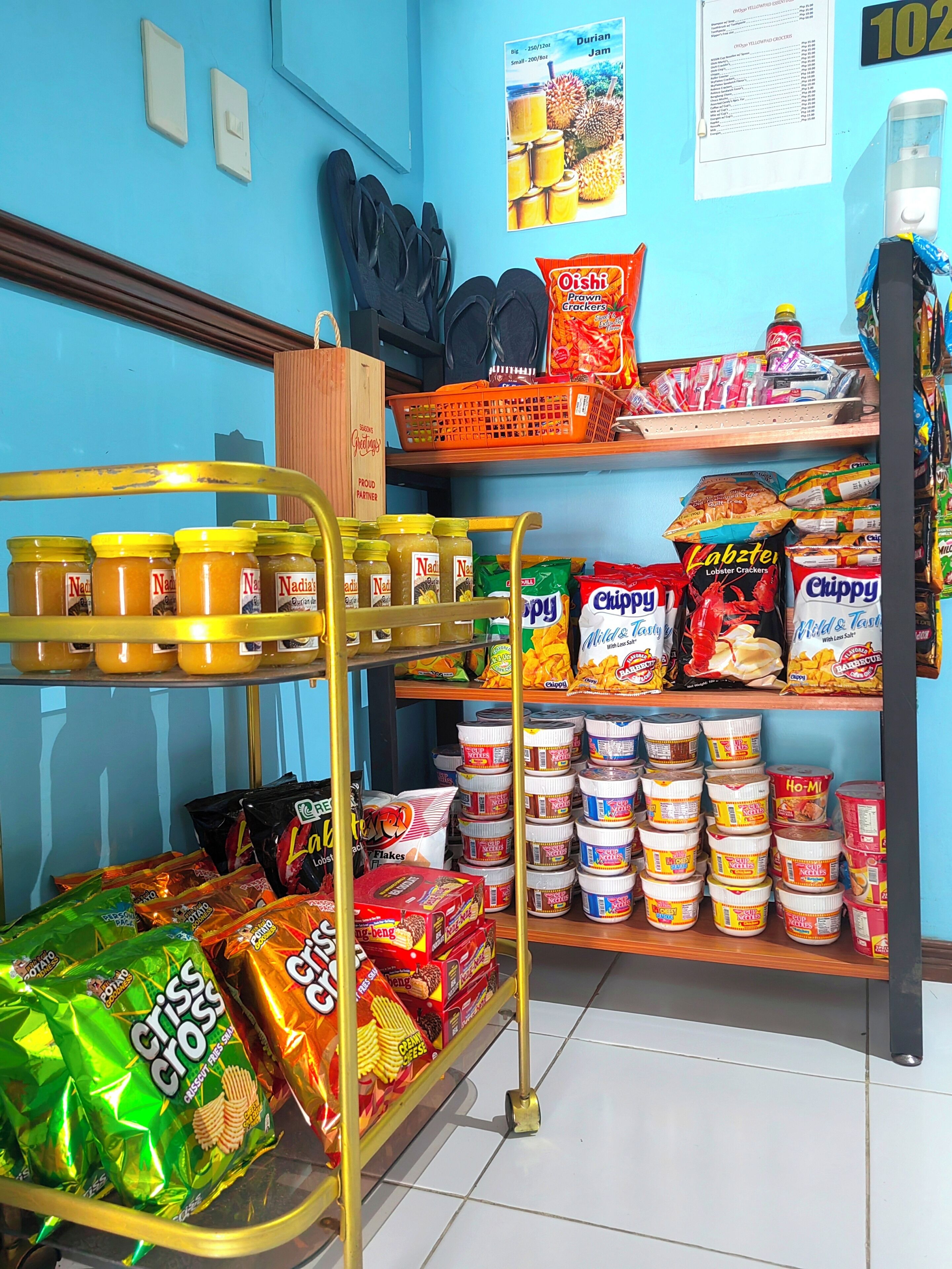 Yellow Pad Hotel Davao 2*