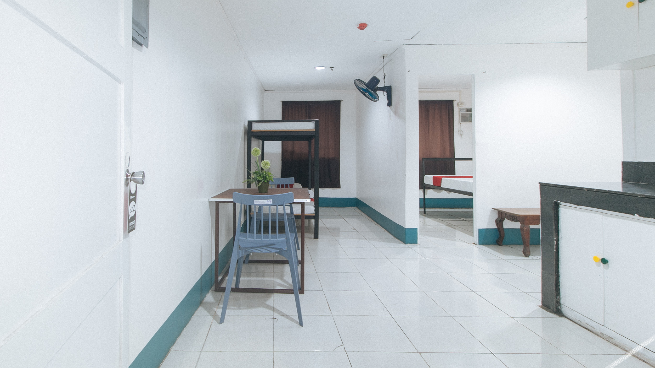 RedDoorz @ Crowne One Condo 1*