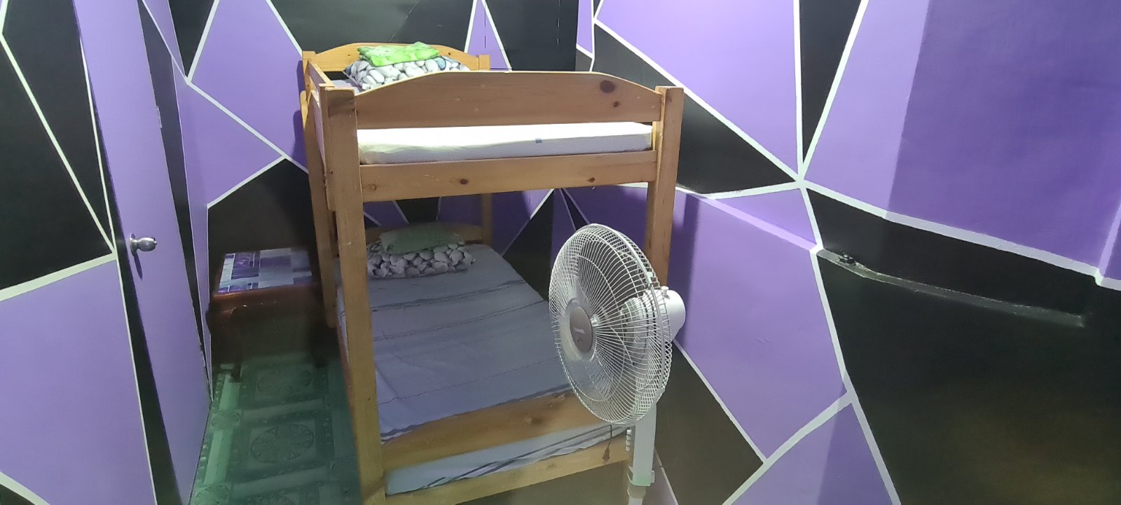 Yuzons Bedspacer and Transient Home Staycation 1*
