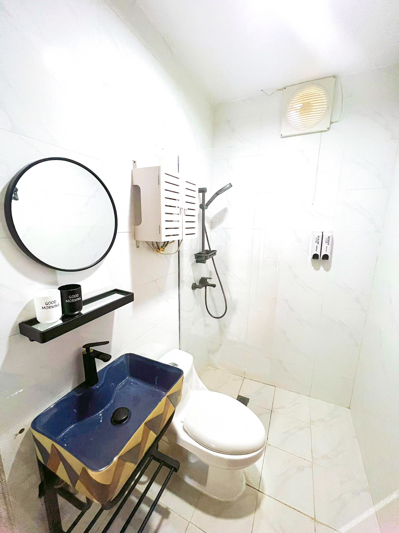 AoJing Diving Resort 4*