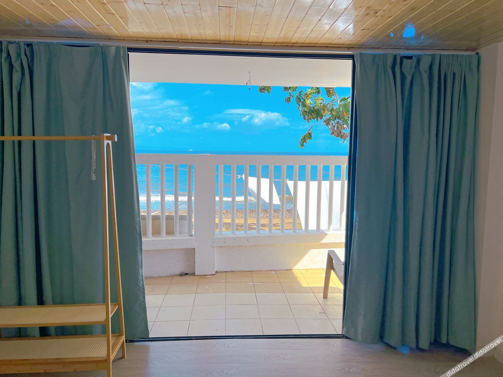 AoJing Diving Resort 4*