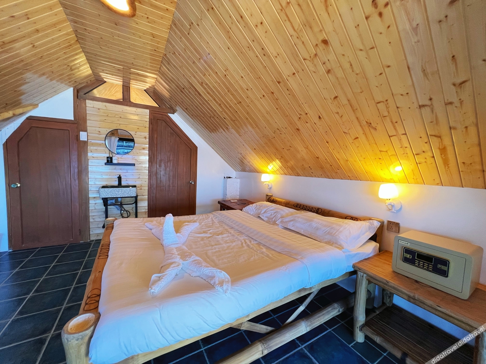 AoJing Diving Resort 4*