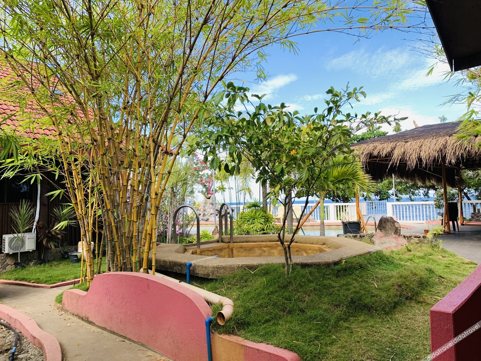 AoJing Diving Resort 4*