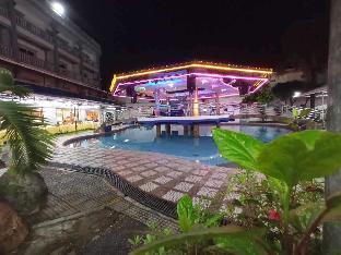 Clark CU Hotel 3*