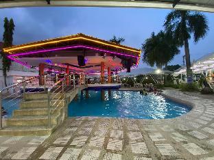 Clark CU Hotel 3*