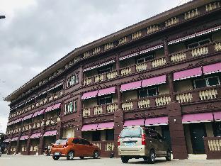 Clark CU Hotel 3*