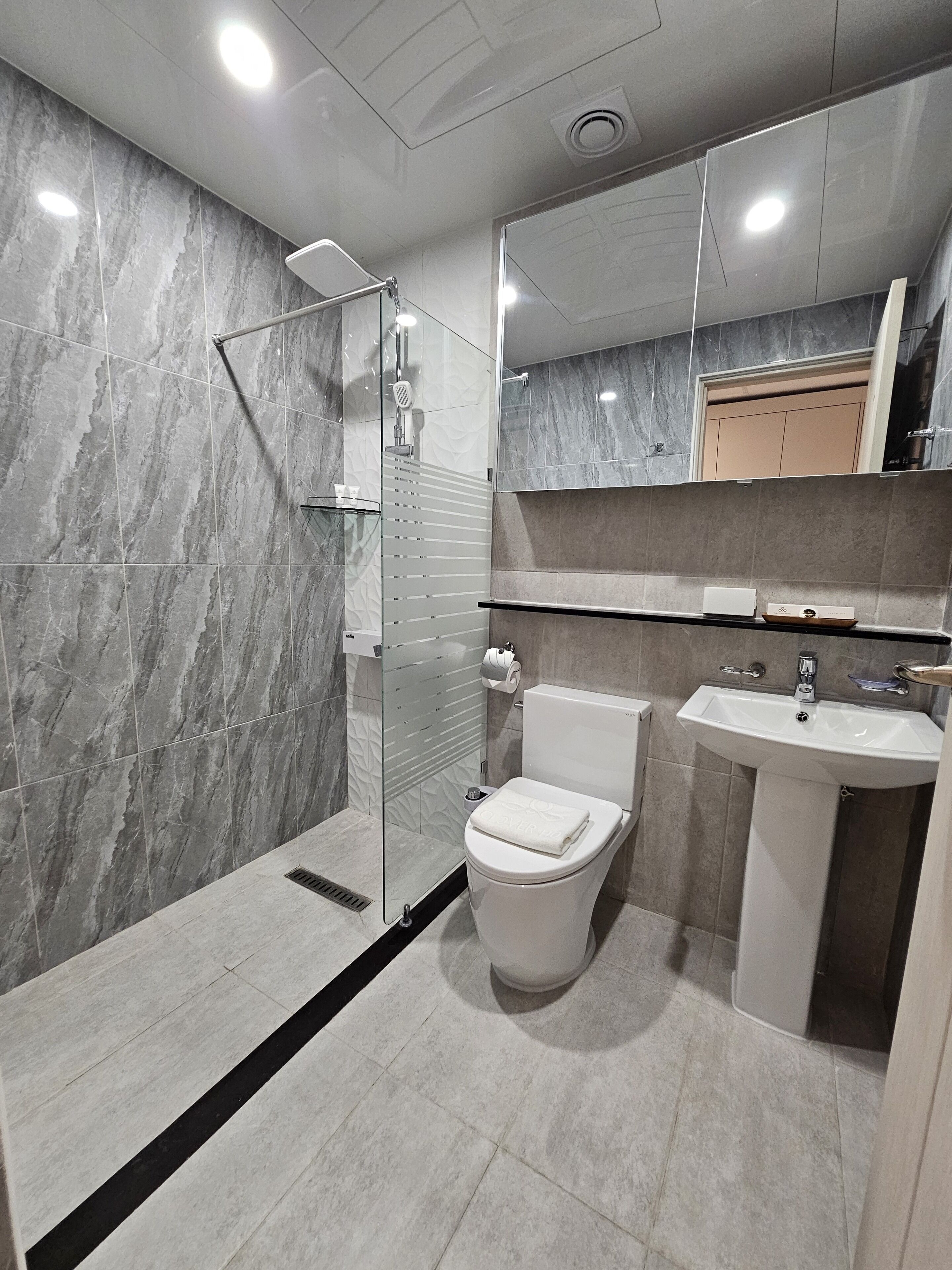 The Clover Hotel Angeles City managed by Cocotel 4*