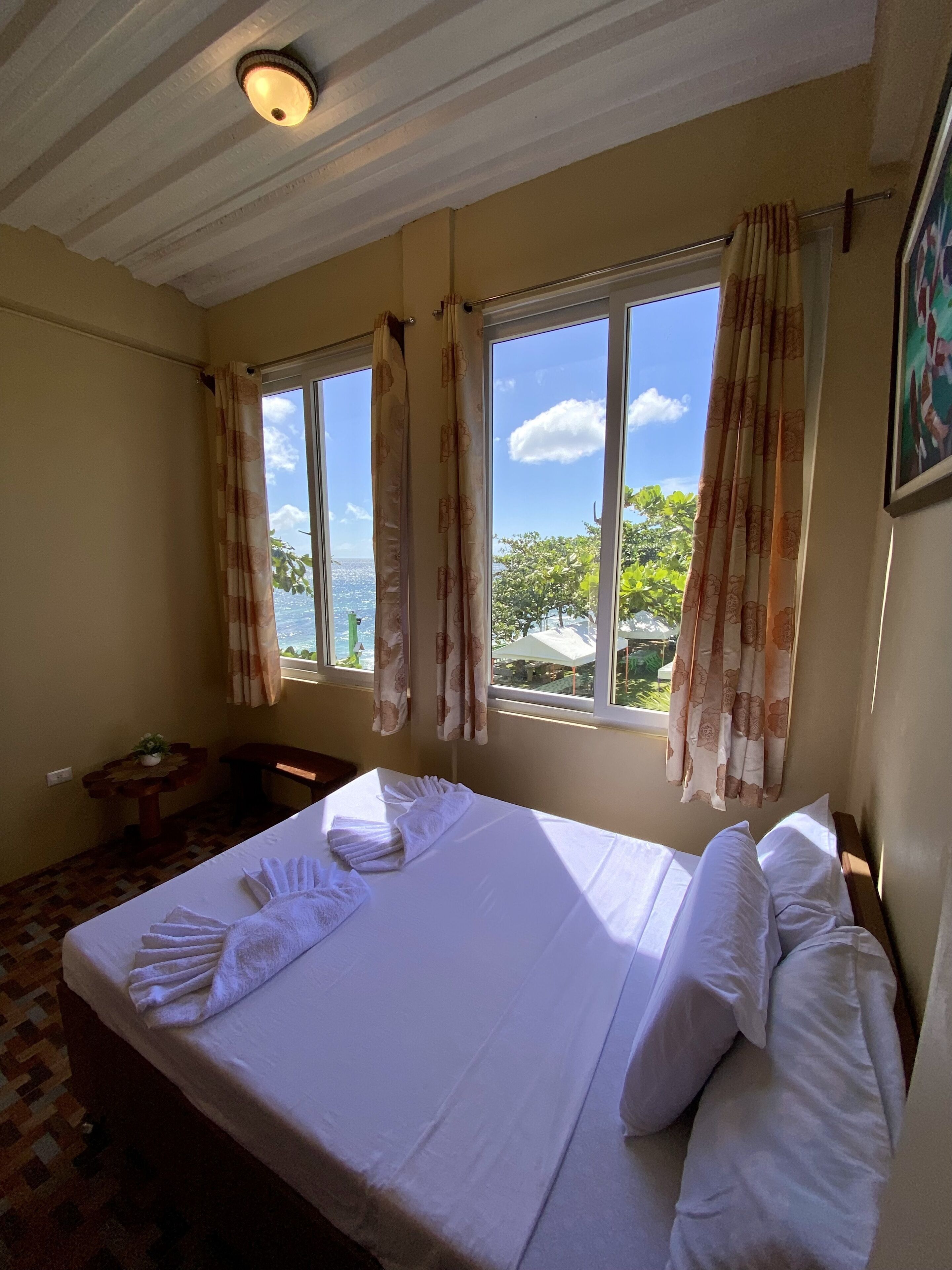Oceanfront Beach Resort 3*