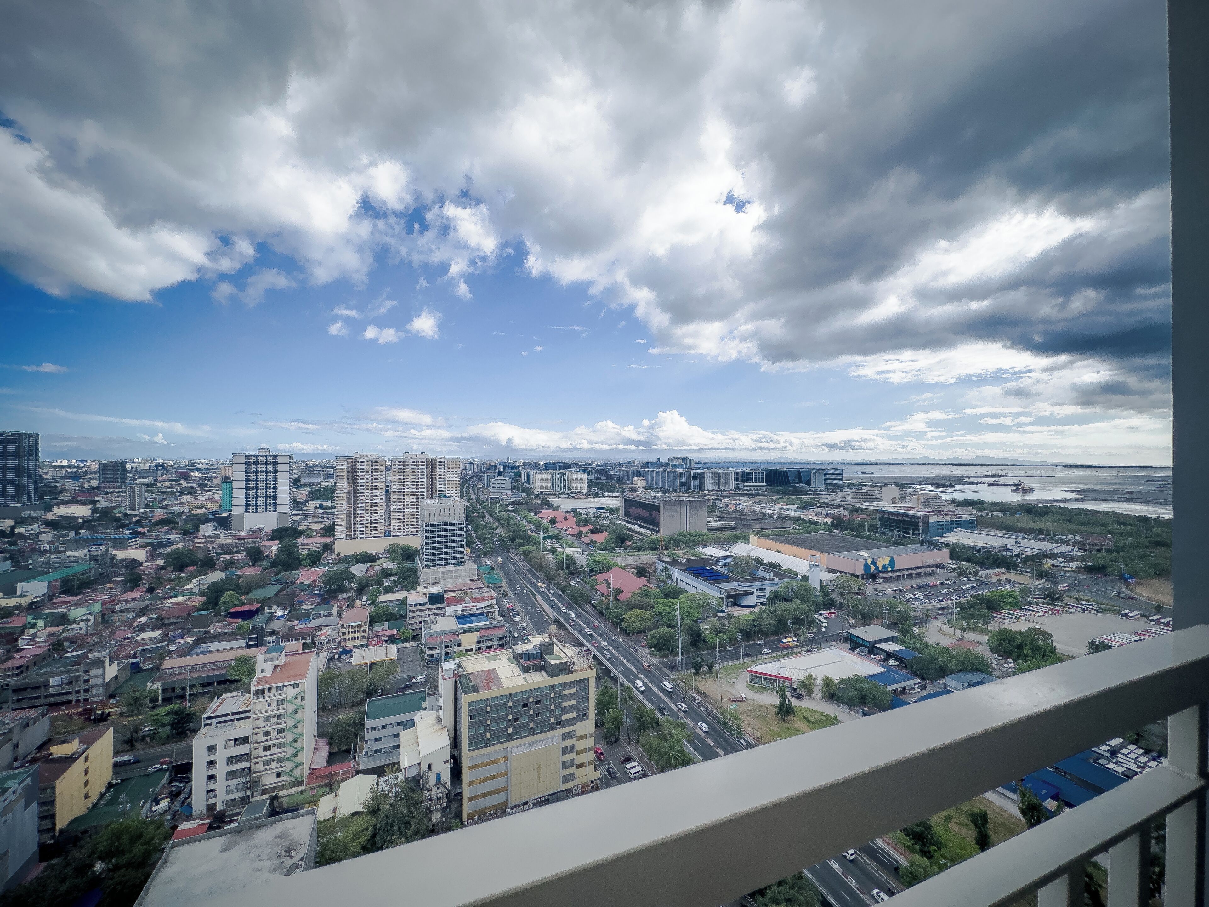 GemstoneBR in SMDC Coast Residences 4*