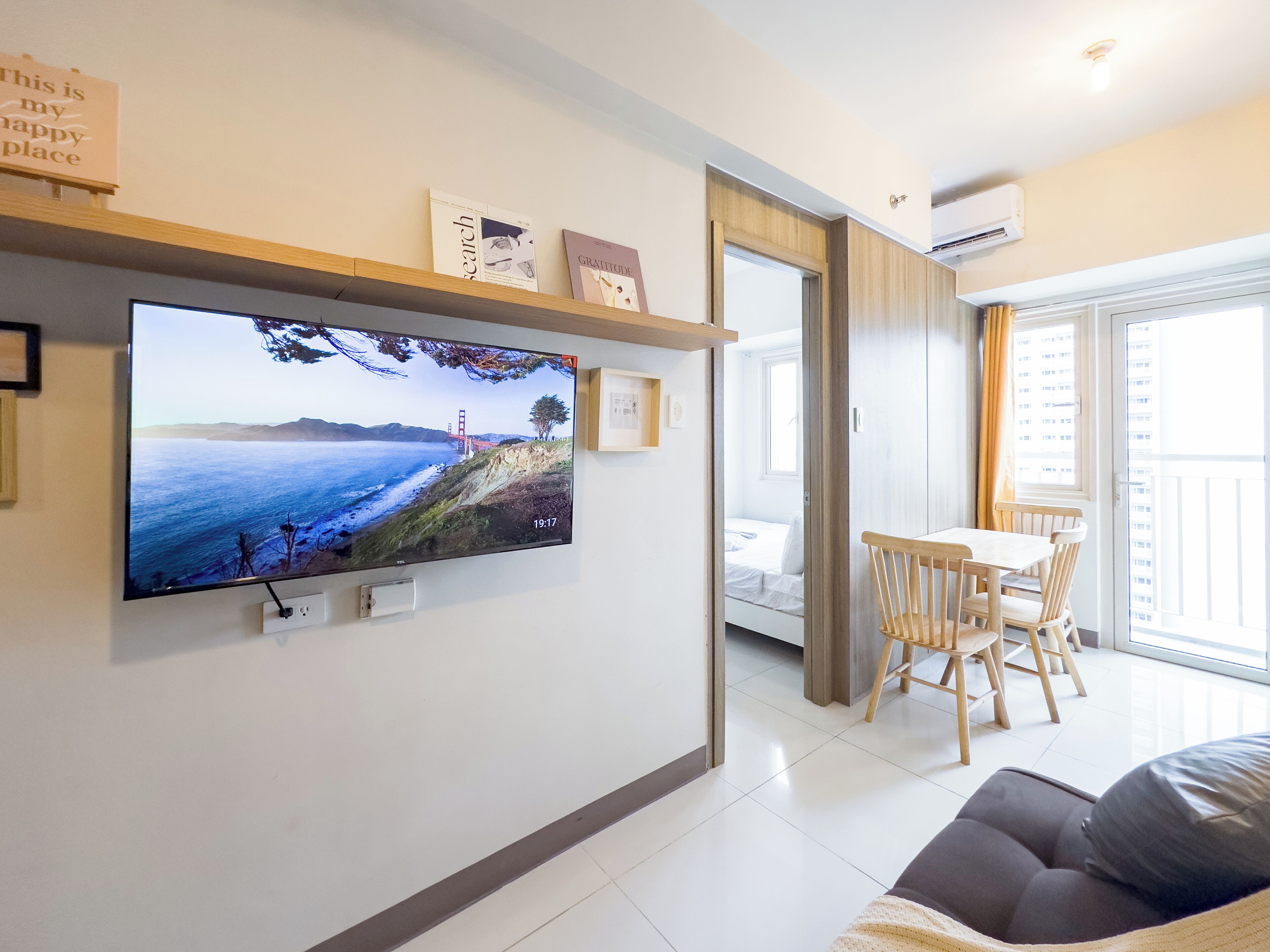 GemstoneBR in SMDC Coast Residences 4*