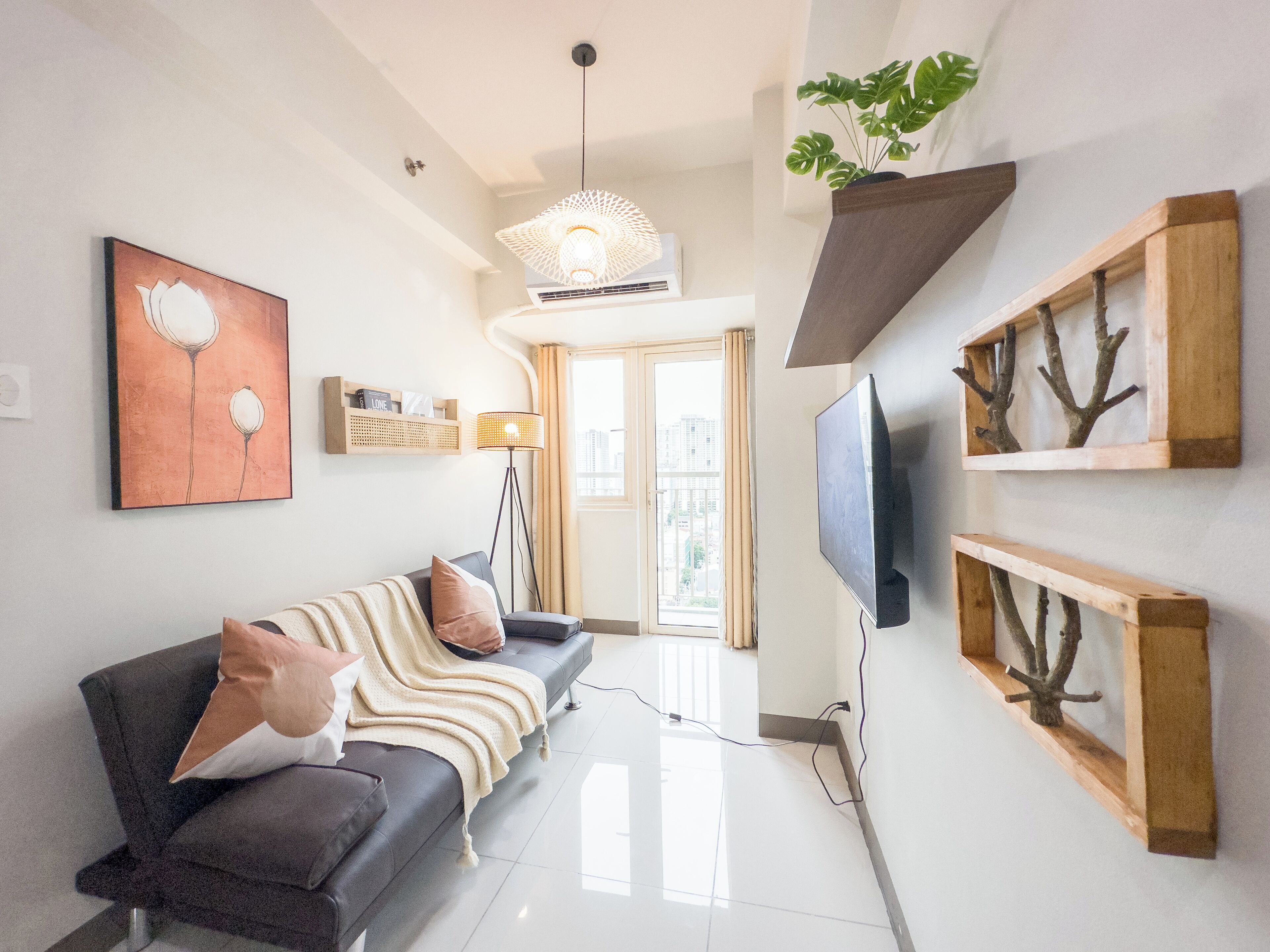 GemstoneBR in SMDC Coast Residences 4*