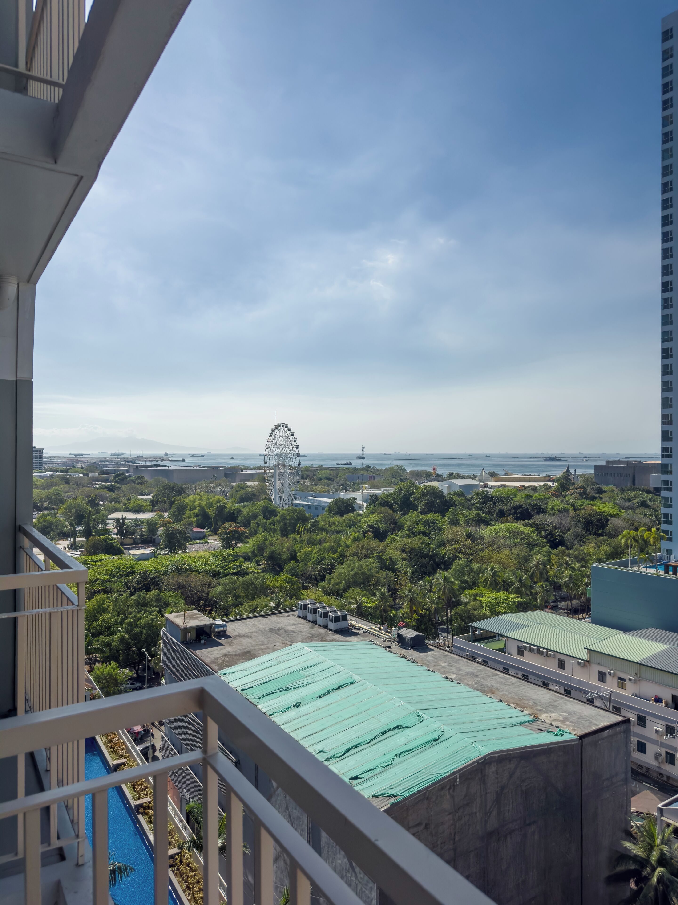 GemstoneBR in SMDC Coast Residences 4*