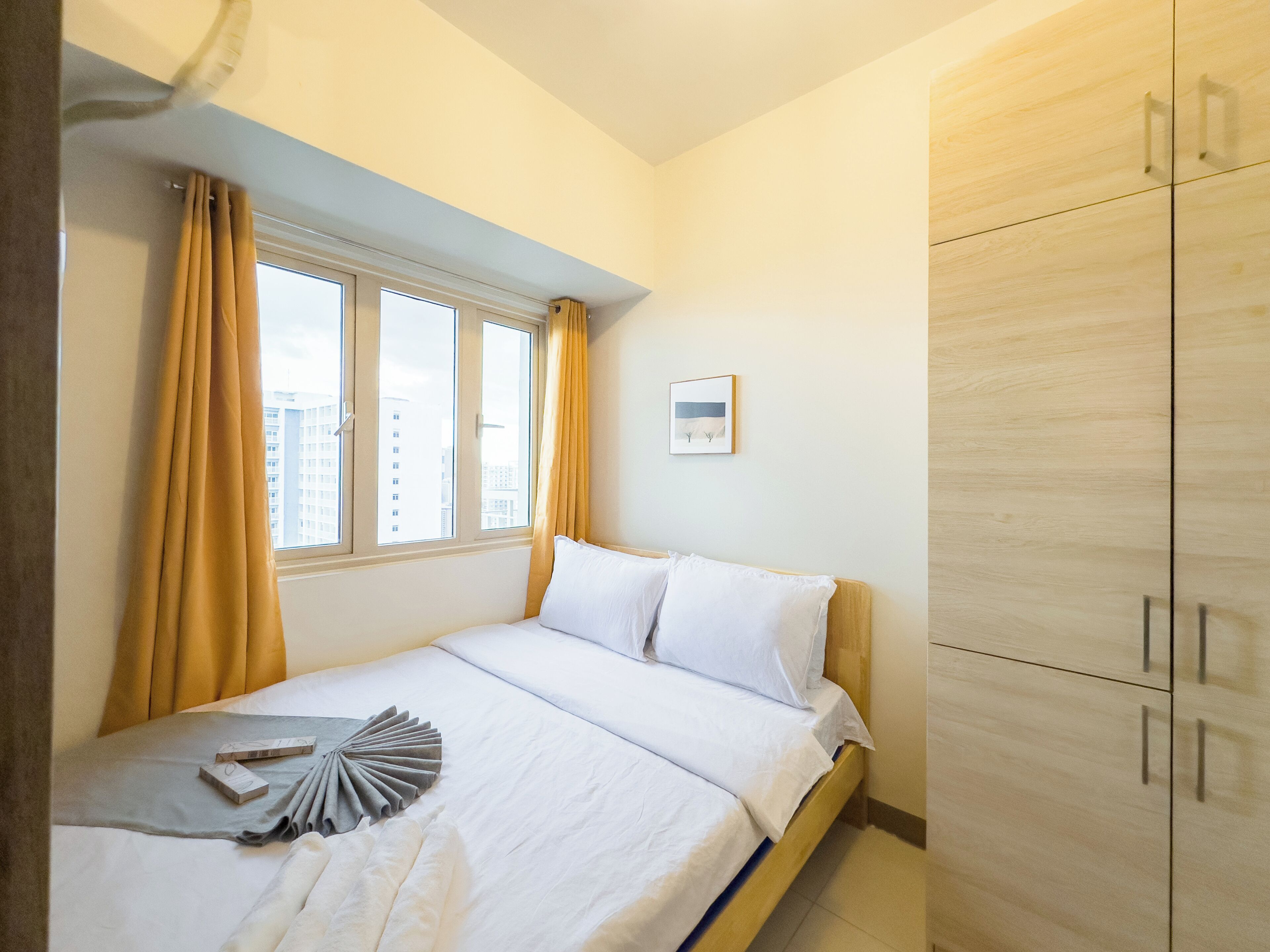 GemstoneBR in SMDC Coast Residences 4*
