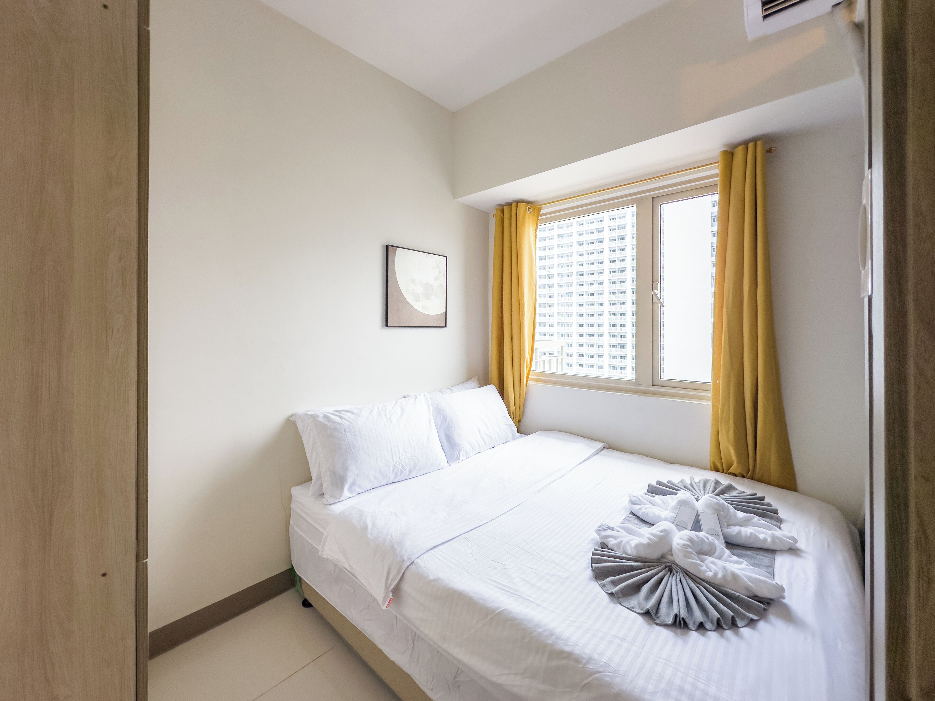 GemstoneBR in SMDC Coast Residences 4*