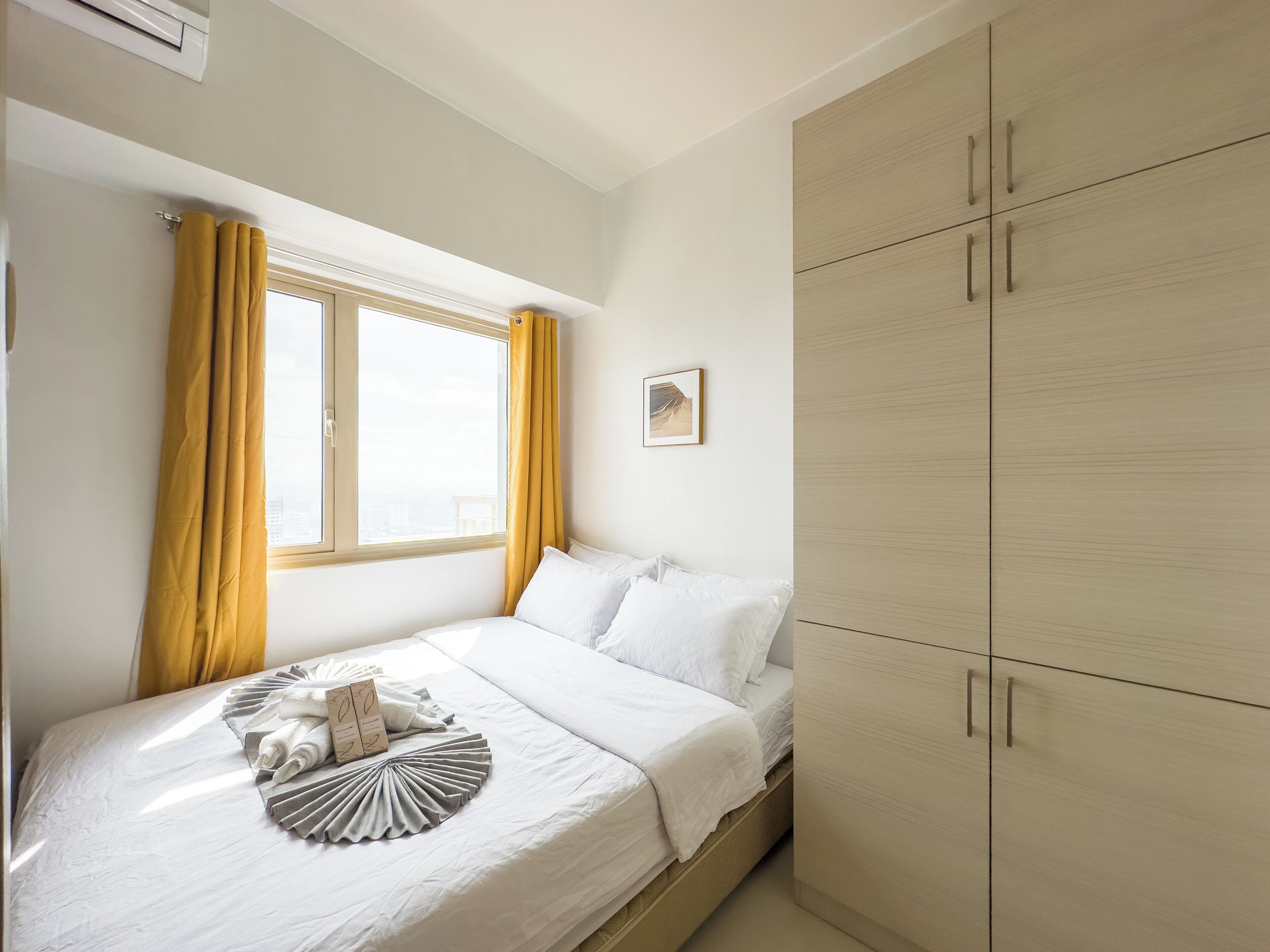 GemstoneBR in SMDC Coast Residences 4*