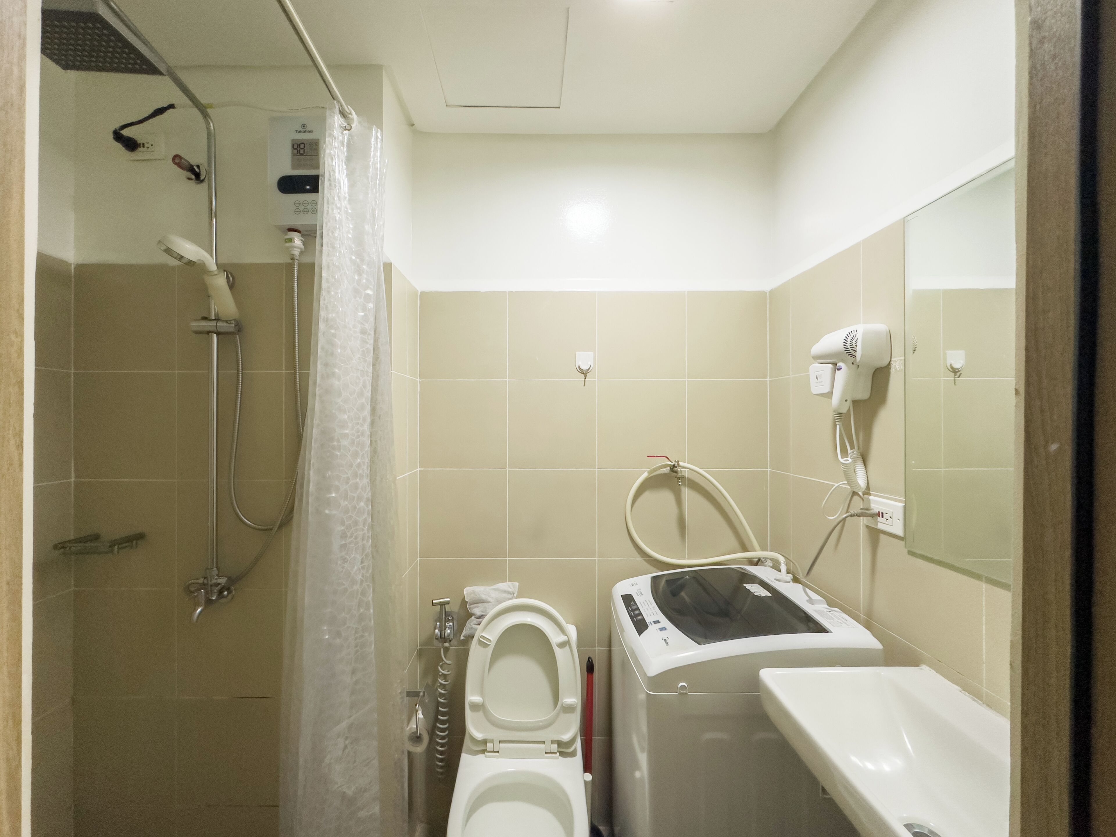 GemstoneBR in SMDC Coast Residences 4*