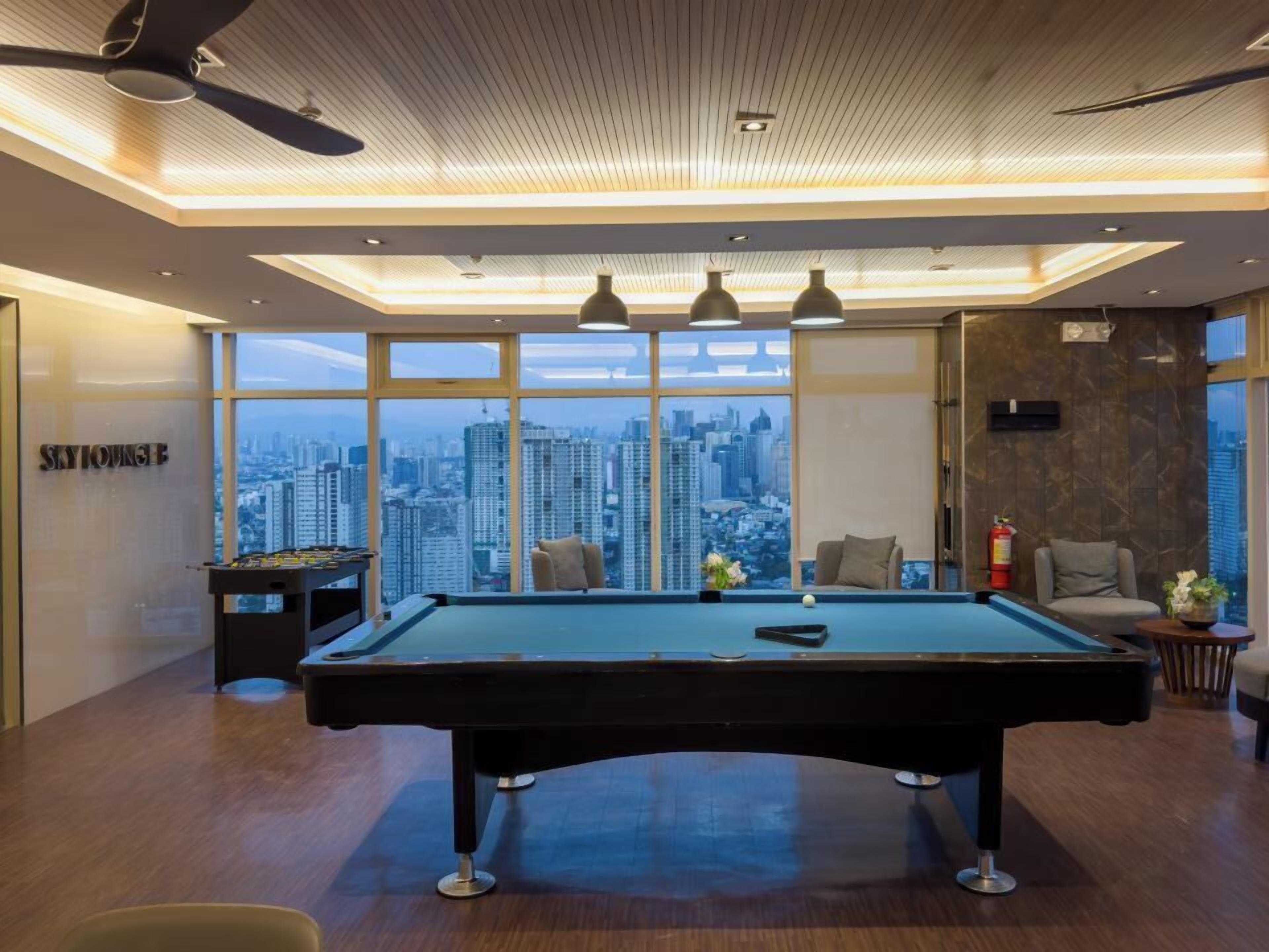 GemstoneBR in SMDC Coast Residences 4*
