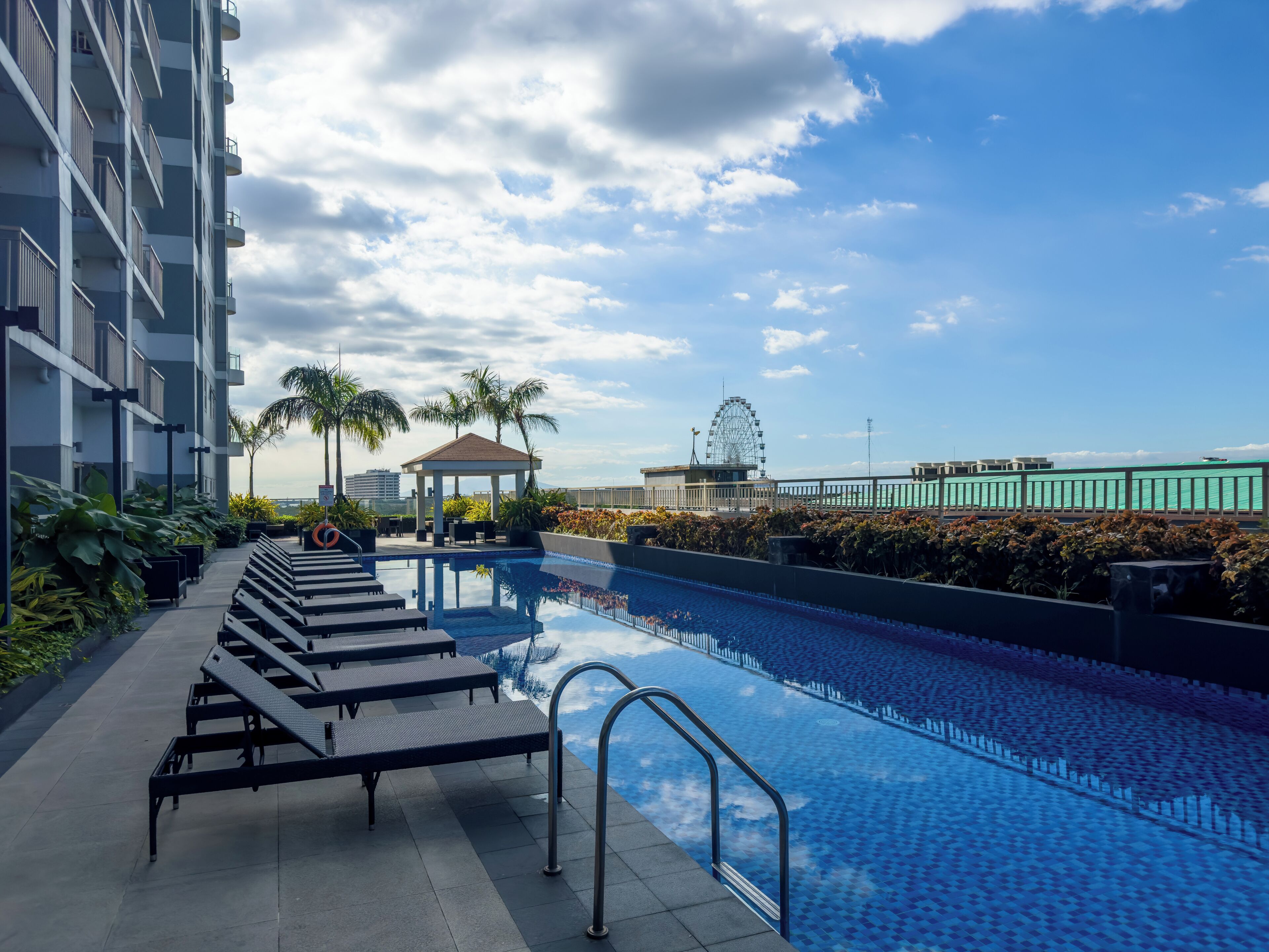 GemstoneBR in SMDC Coast Residences 4*