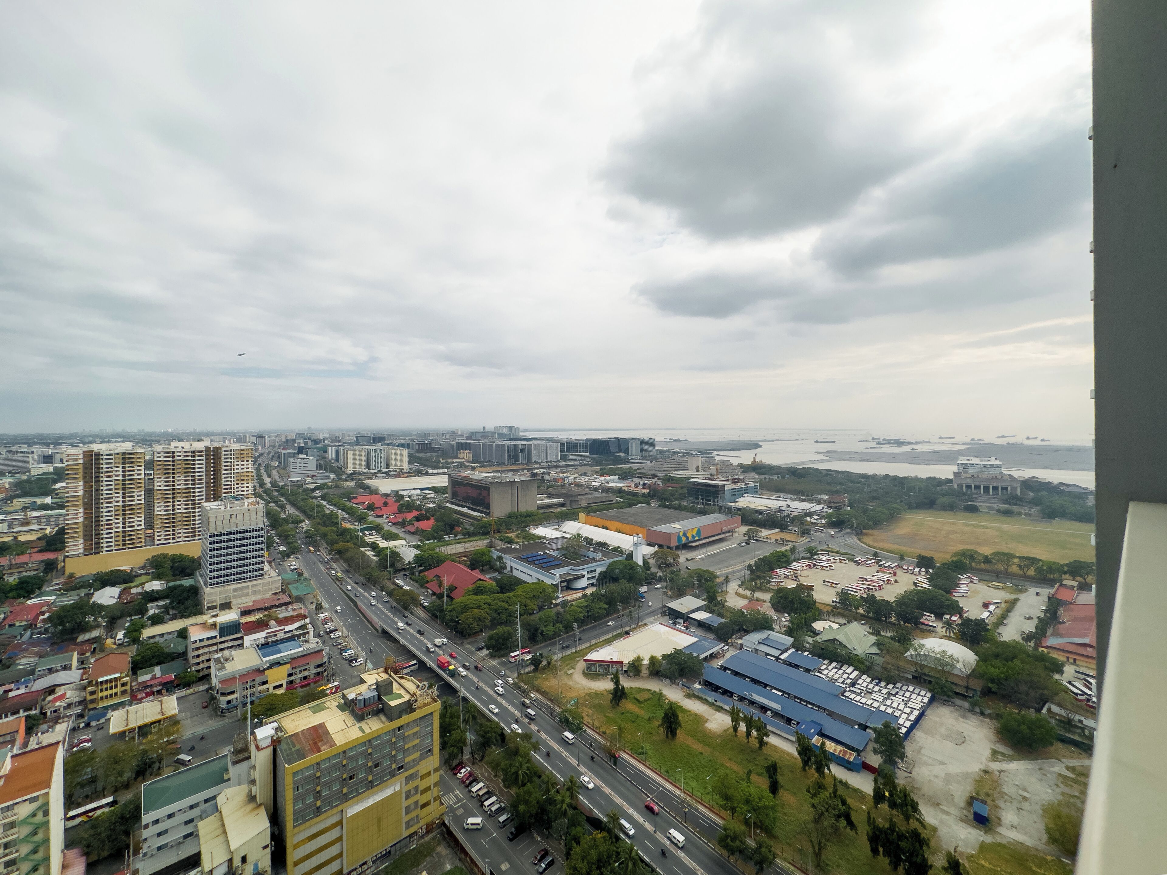 GemstoneBR in SMDC Coast Residences 4*