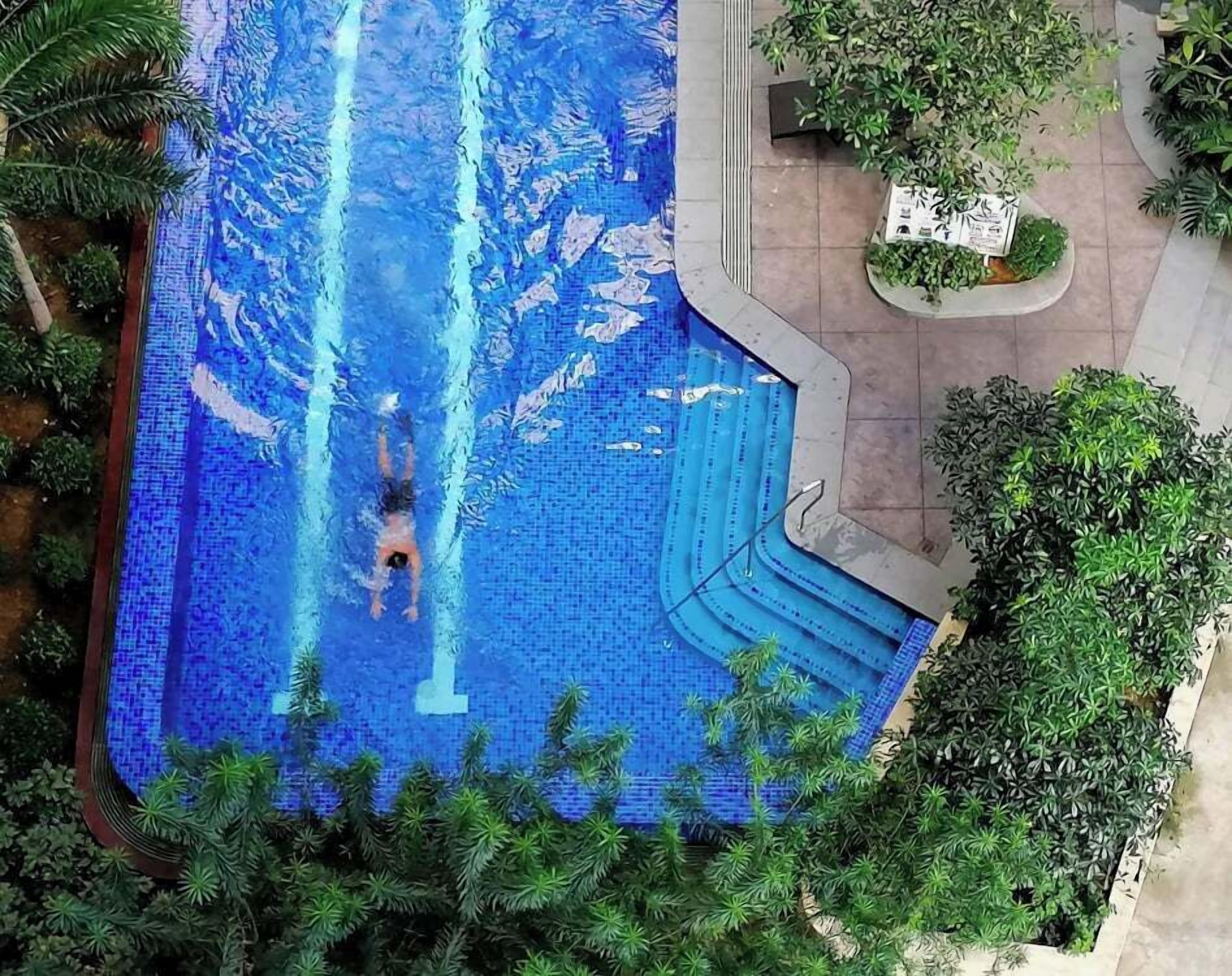 2BR/Pioneer Woodland connected to Metro Rail Station SM Light Boni Mandaluyong Manila Philippines 3*