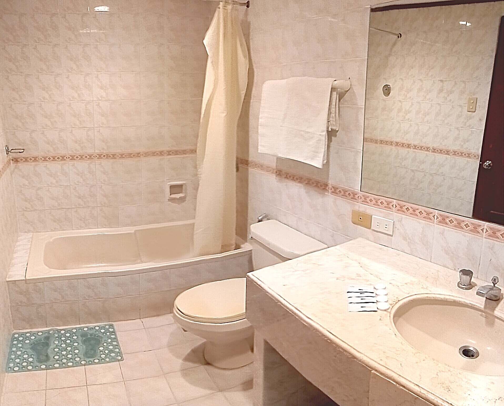 Humbertos Hotel 2*