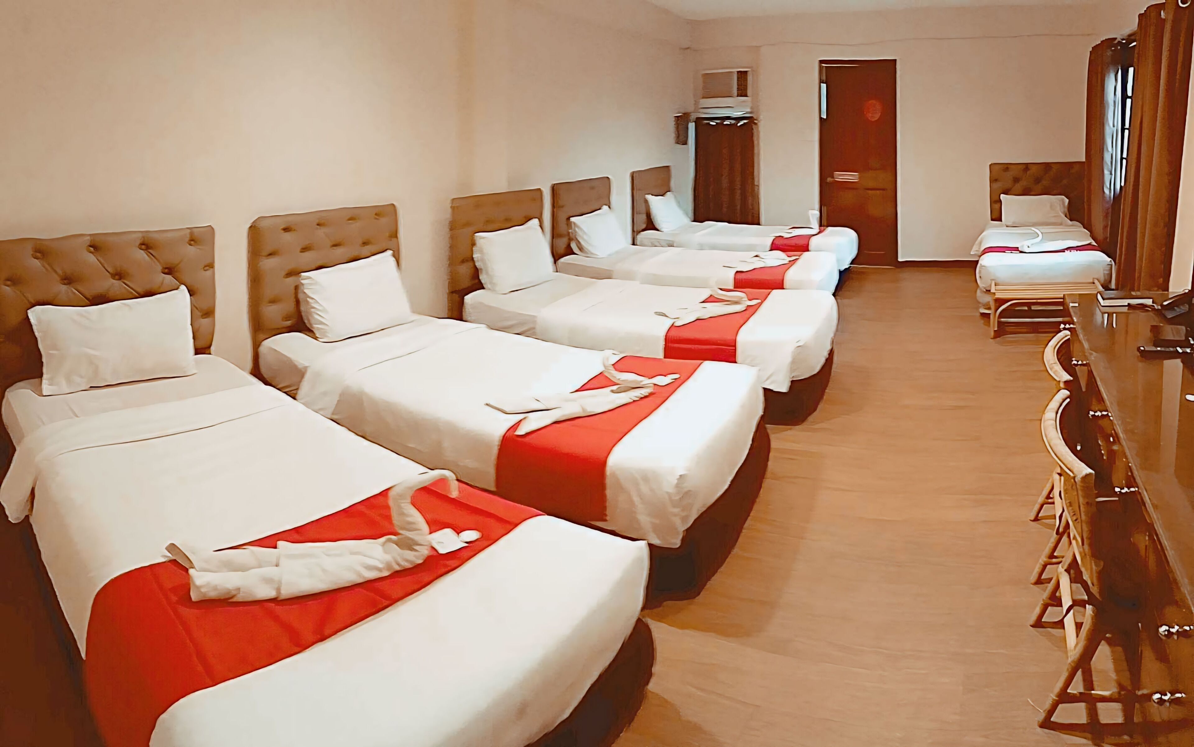 Humbertos Hotel 2*