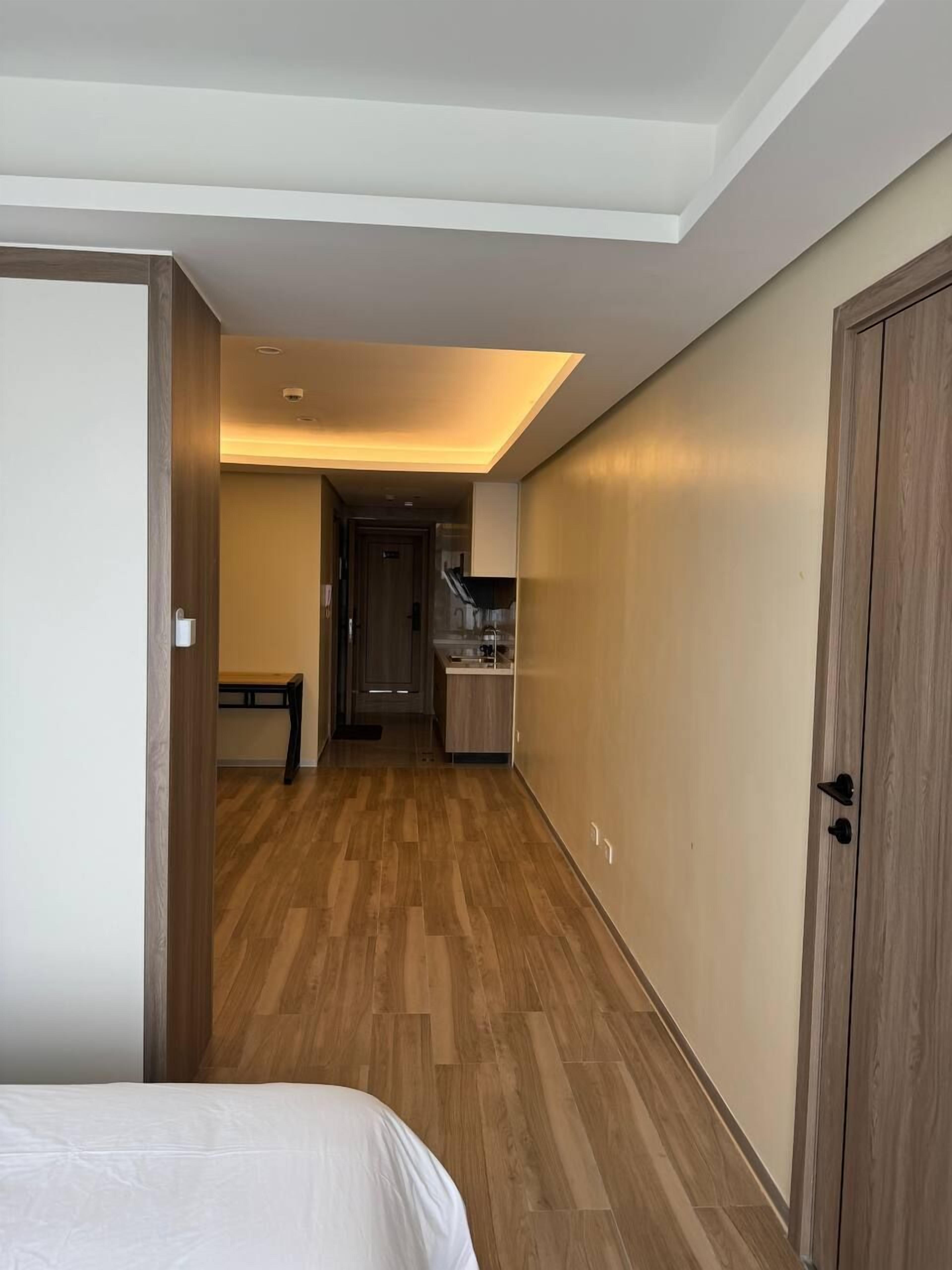 L.CONDOTEL(Imperial Plaza Residence) 4*