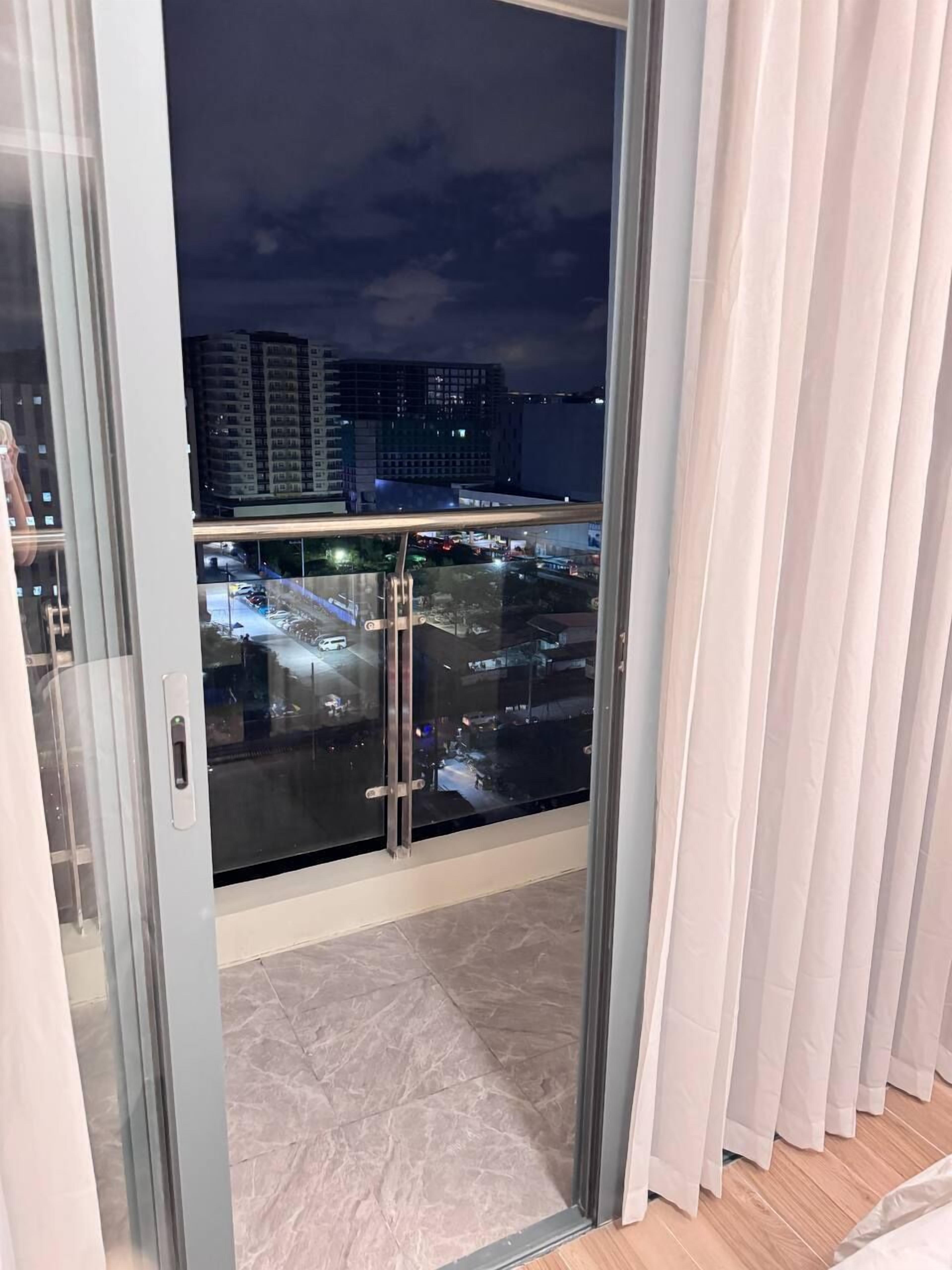 L.CONDOTEL(Imperial Plaza Residence) 4*