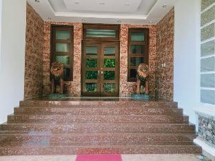 PMG Islandscape Resort 5*