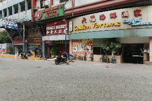 Peace Hotel by RedDoorz 1*