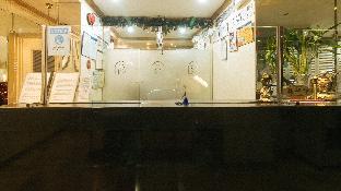 Peace Hotel by RedDoorz 1*