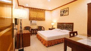 Peace Hotel by RedDoorz 1*